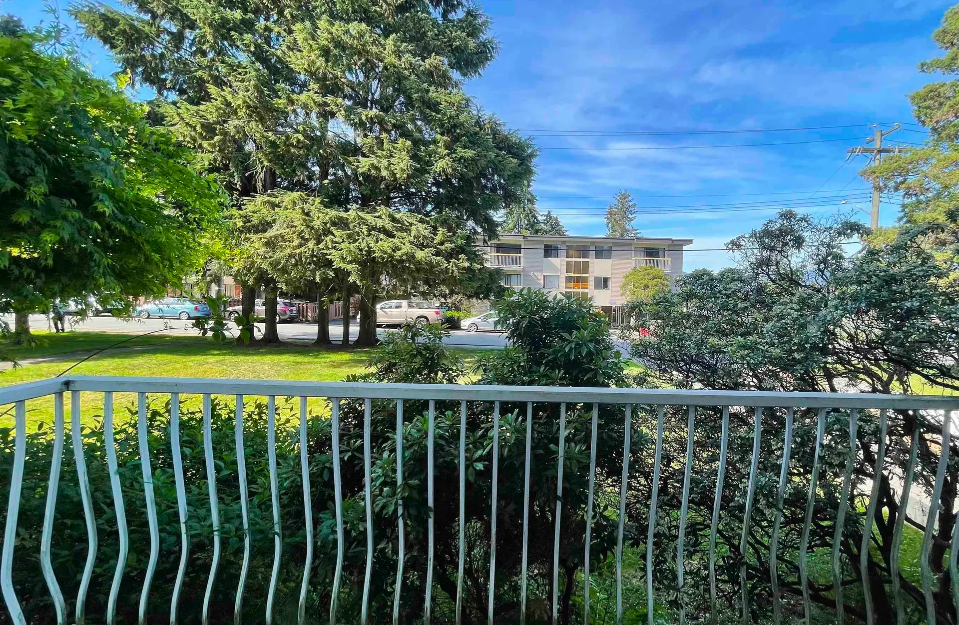 #101 5127 Irving Street - Image 3