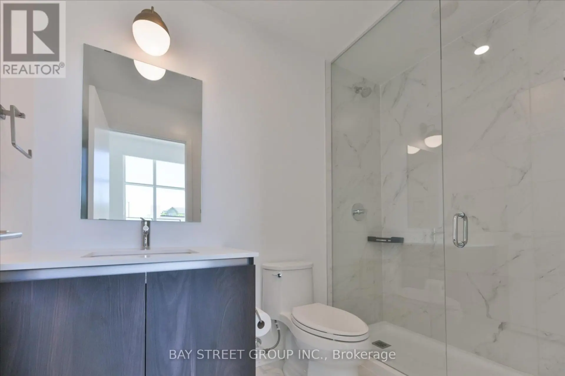 #130 395 DUNDAS STREET W - Image 8