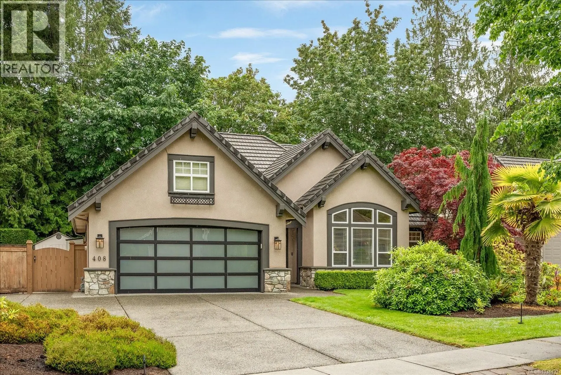 Property at 408 Park Ridge Pl, Qualicum Beach, BC
