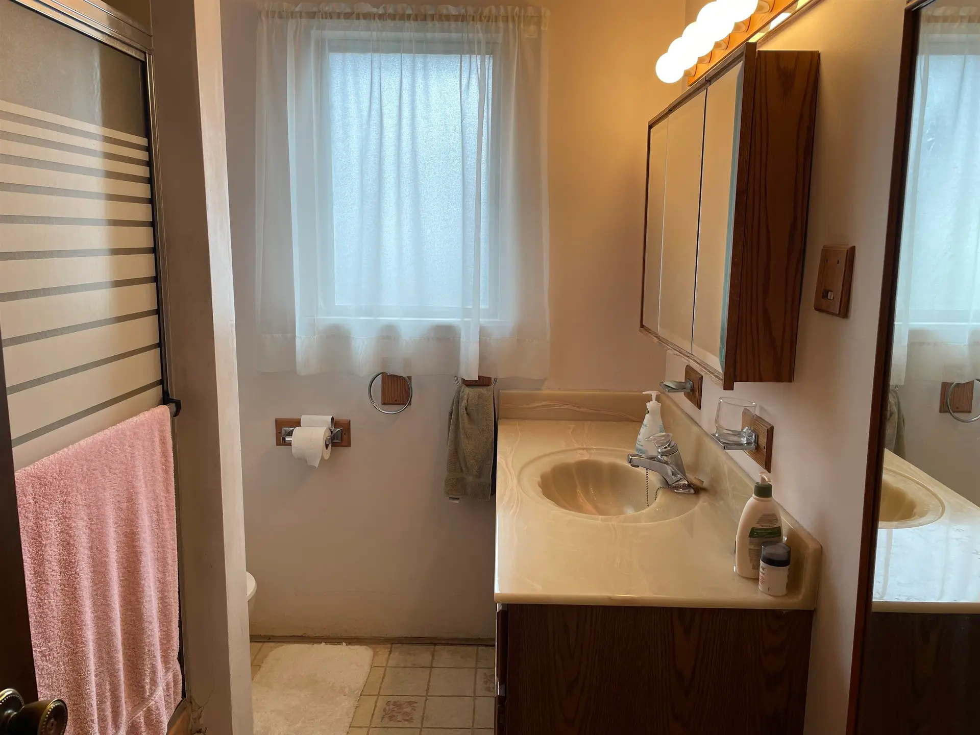 7131 Williams Road - Image 12