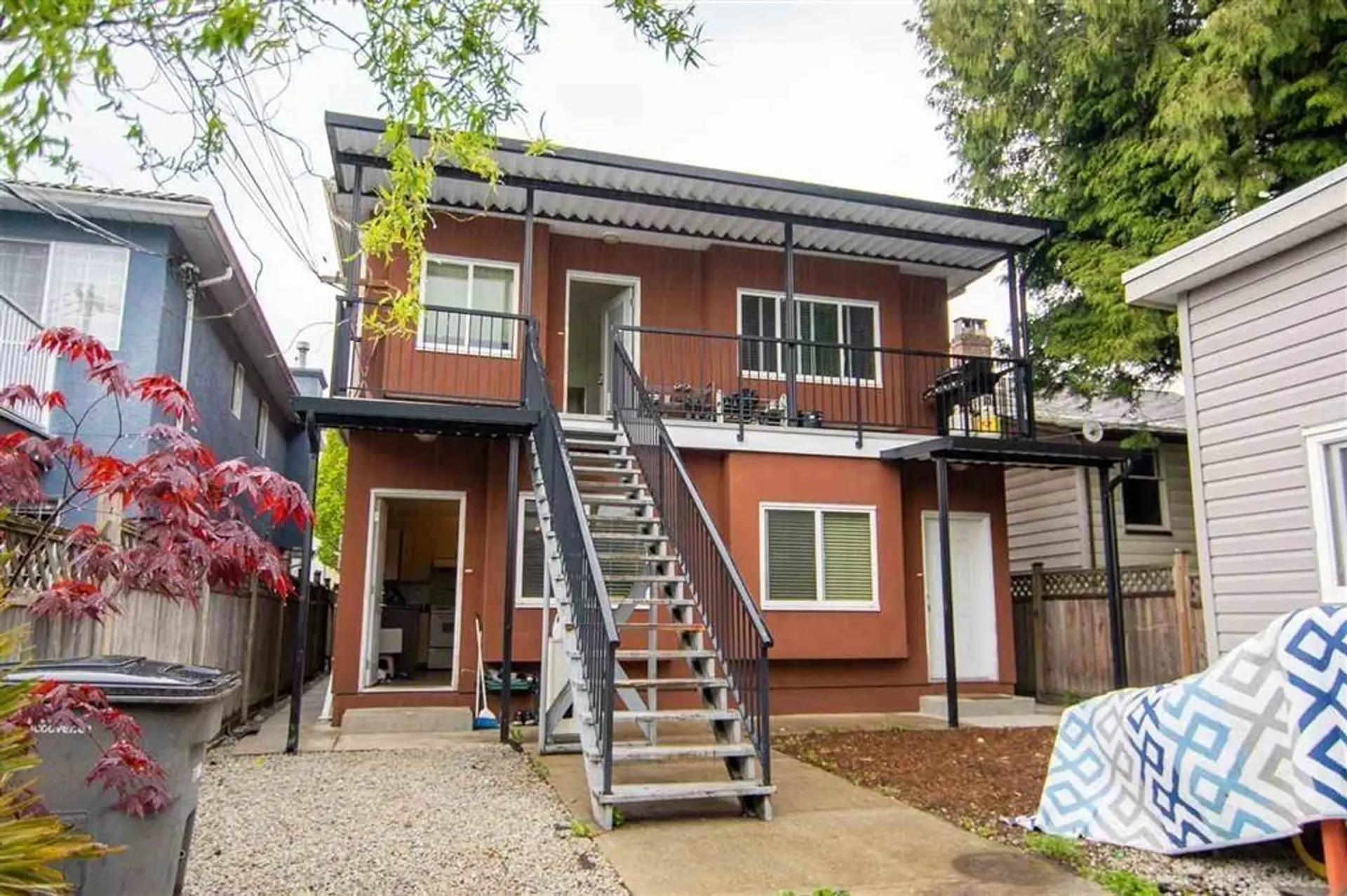 728 E 49th Avenue - Image 2