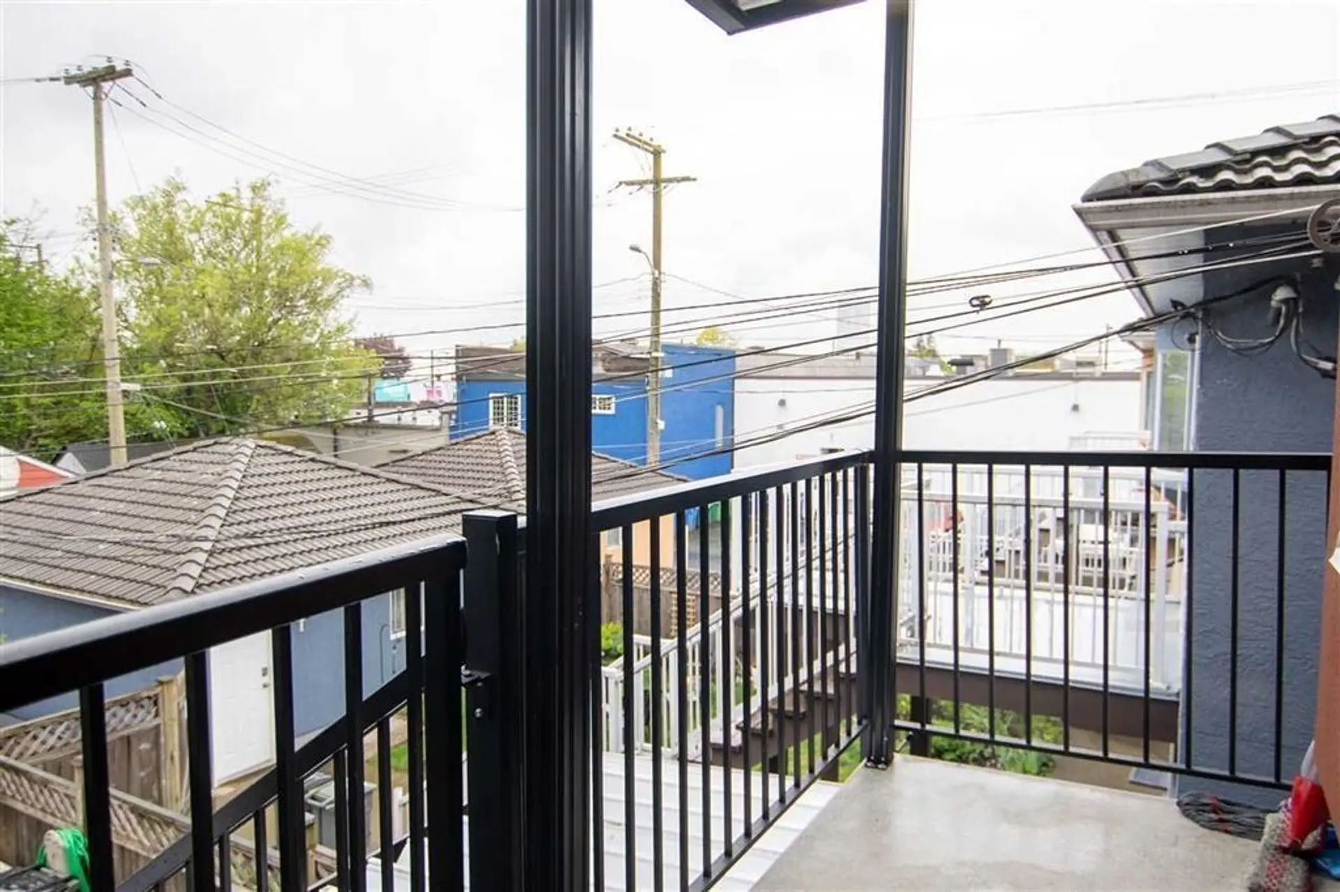 728 E 49th Avenue - Image 12
