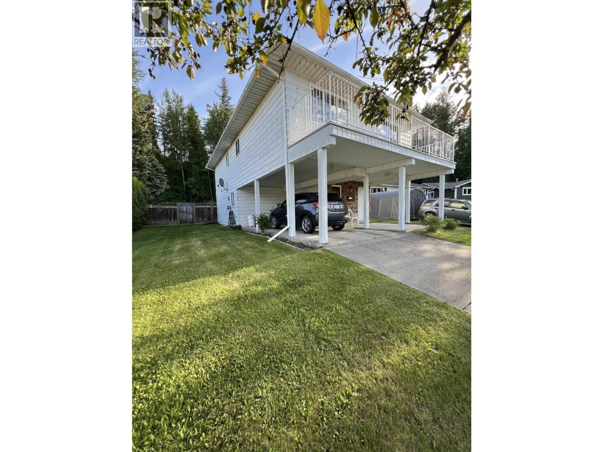713 AYR PLACE - Image 2