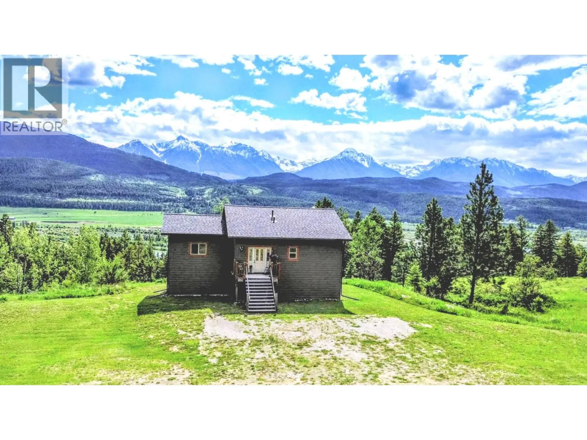 Property at 2660 95 Highway, Brisco, BC