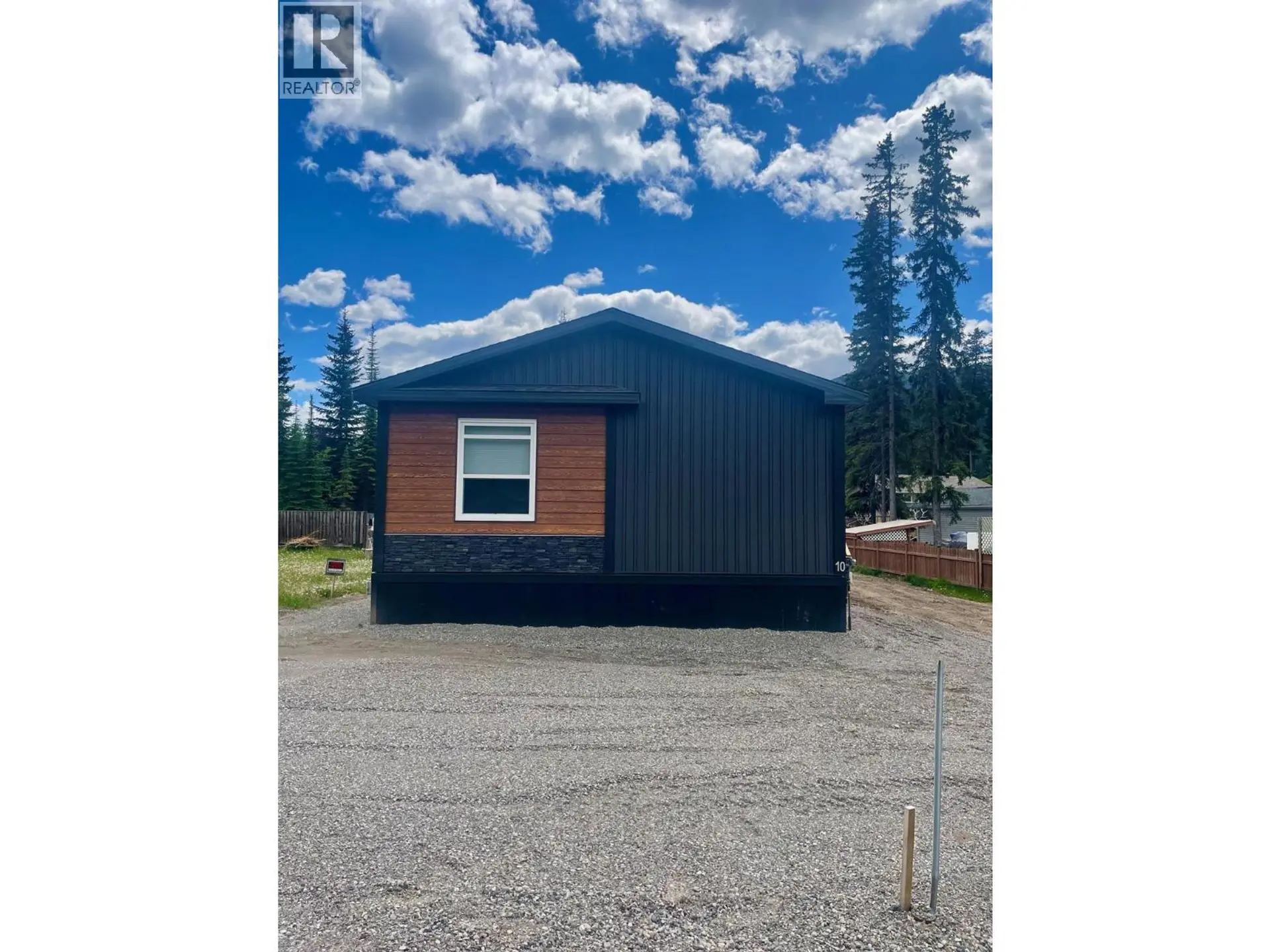 Property at 10 CHIMO Crescent, Elkford, BC