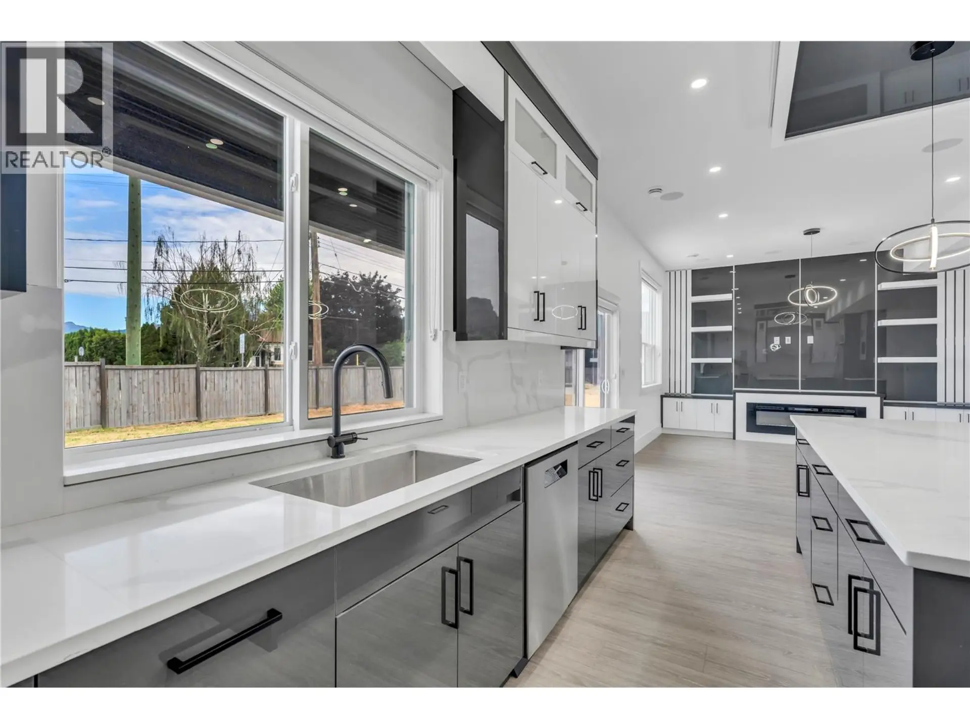 1720 Treffry Place - Image 6