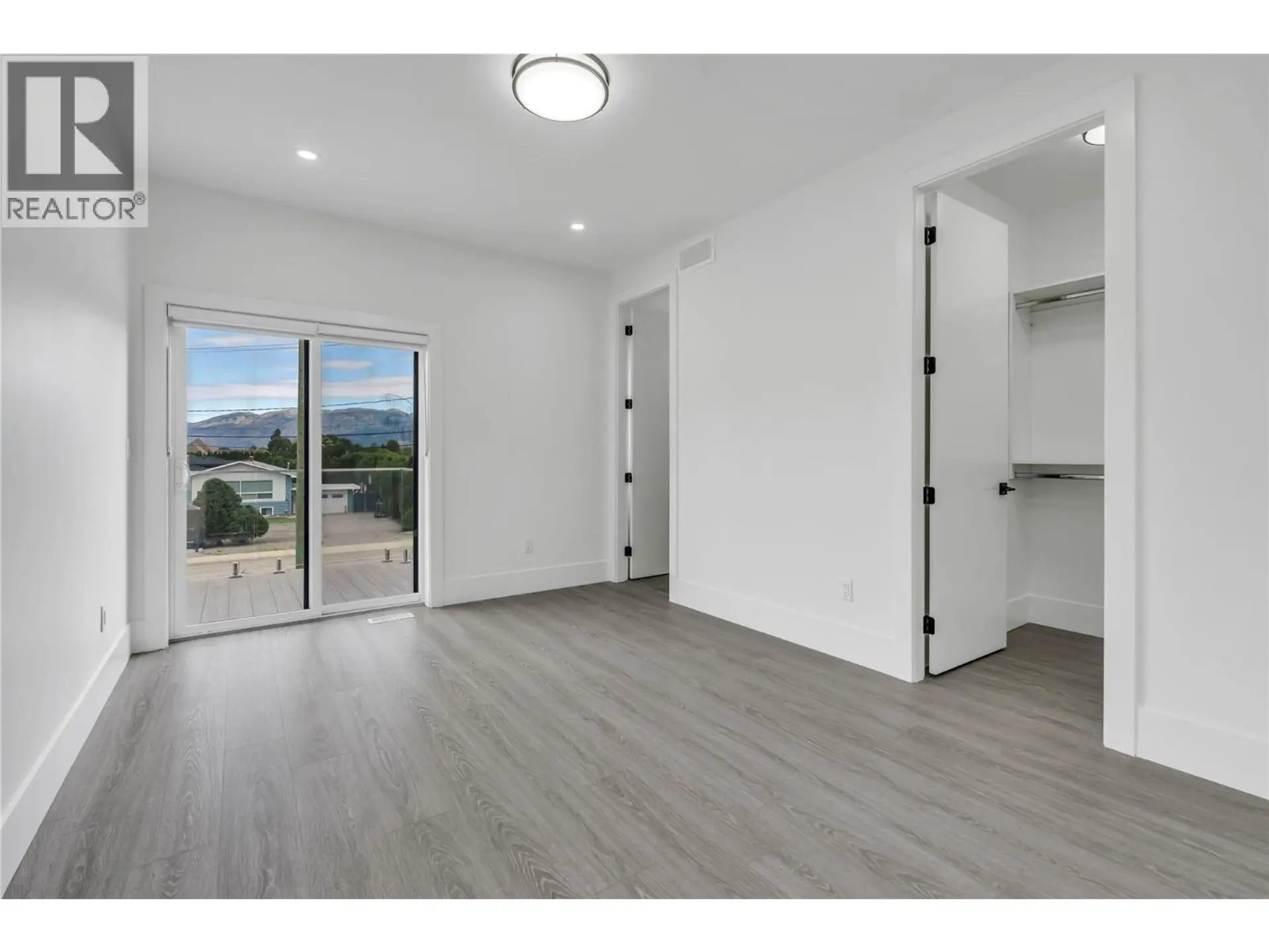 1720 Treffry Place - Image 11