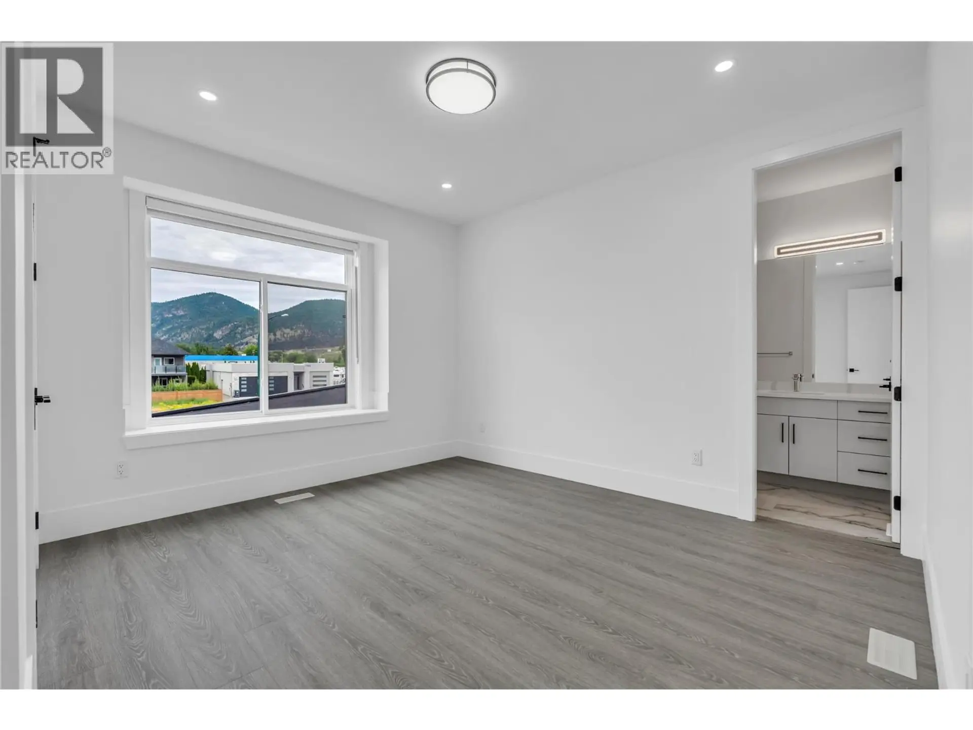 1720 Treffry Place - Image 12