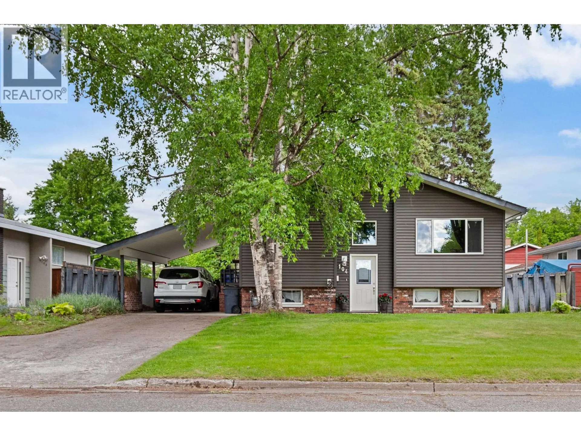 Property at 104 AITKEN CRESCENT, Prince George, BC