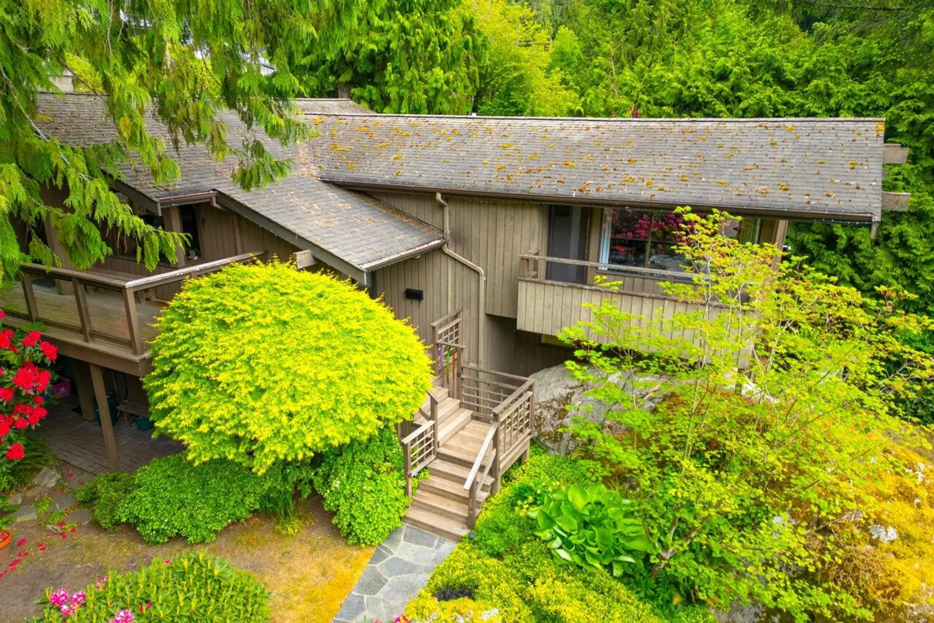 Property at 5335 Marine Drive, West Vancouver, BC