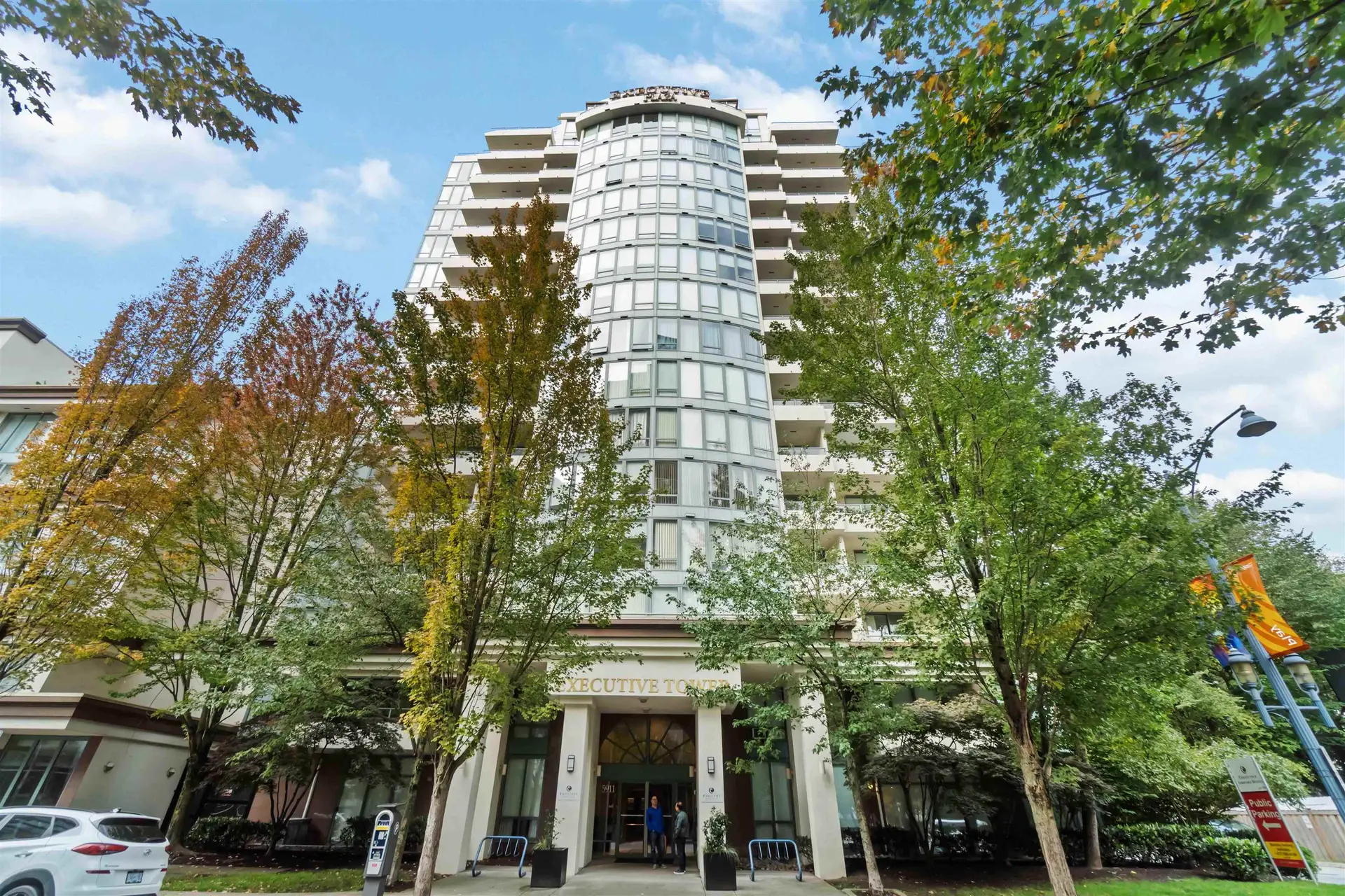 Property at #1307 5911 Alderbridge Way, Richmond, BC