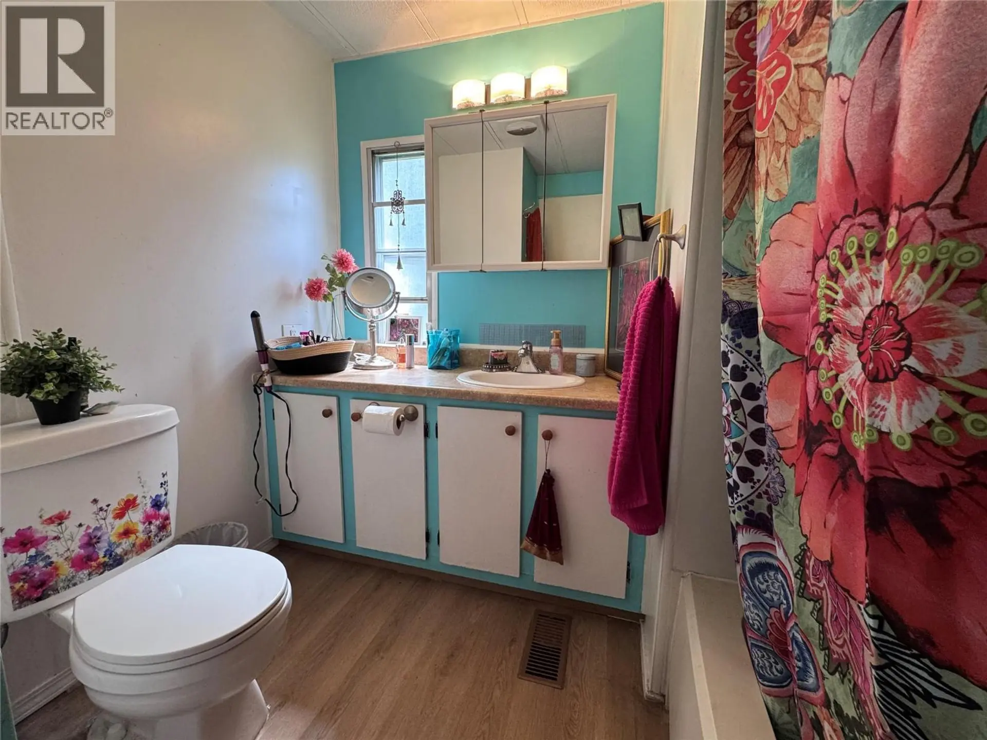 #1 1930 Setterland Road Road - Image 12