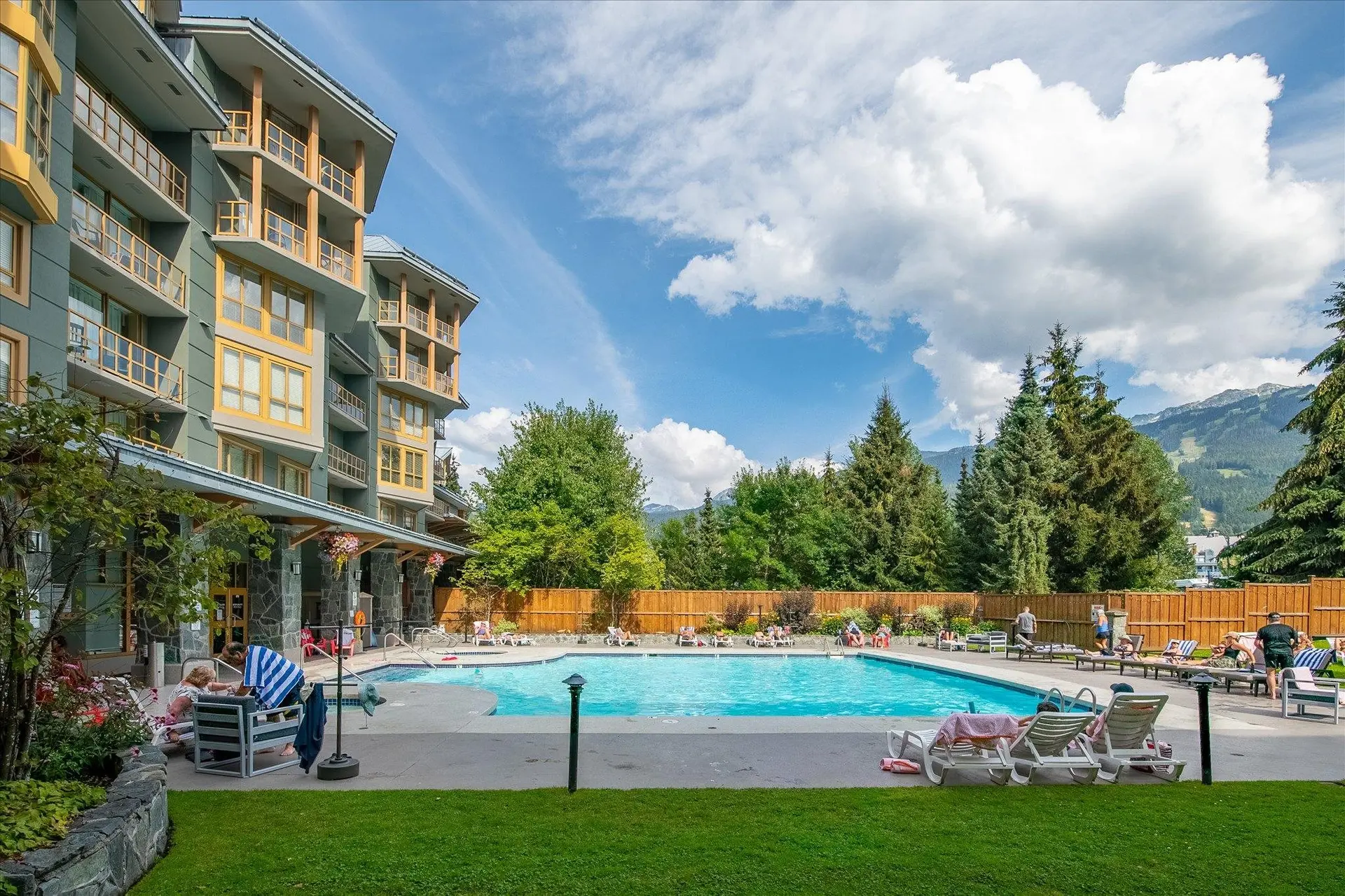 #127 4315 Northlands Boulevard - Image 11