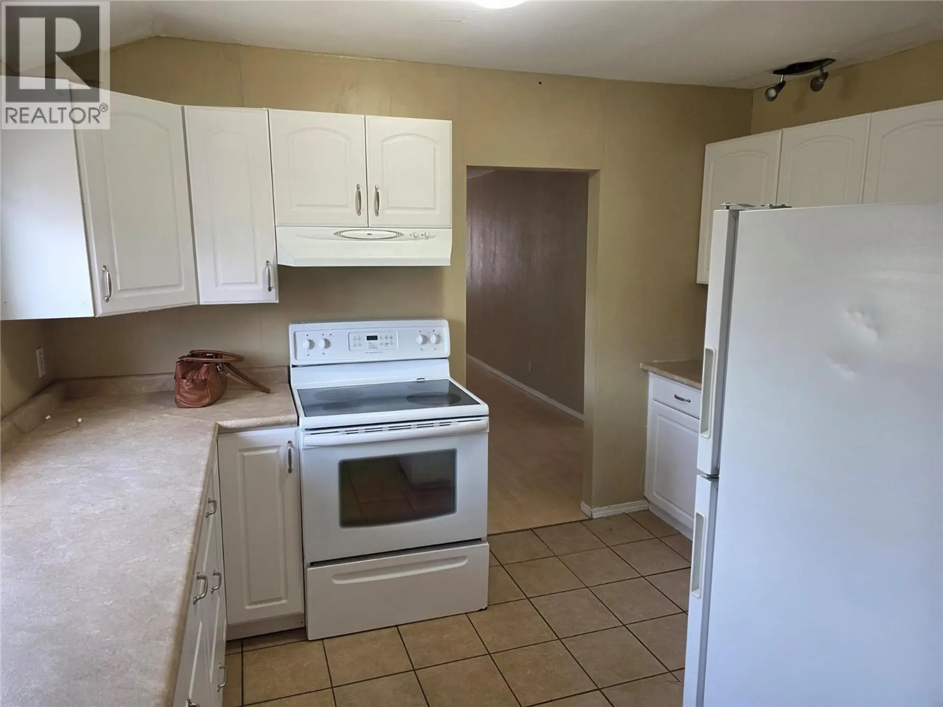 700 99 Avenue - Image 10