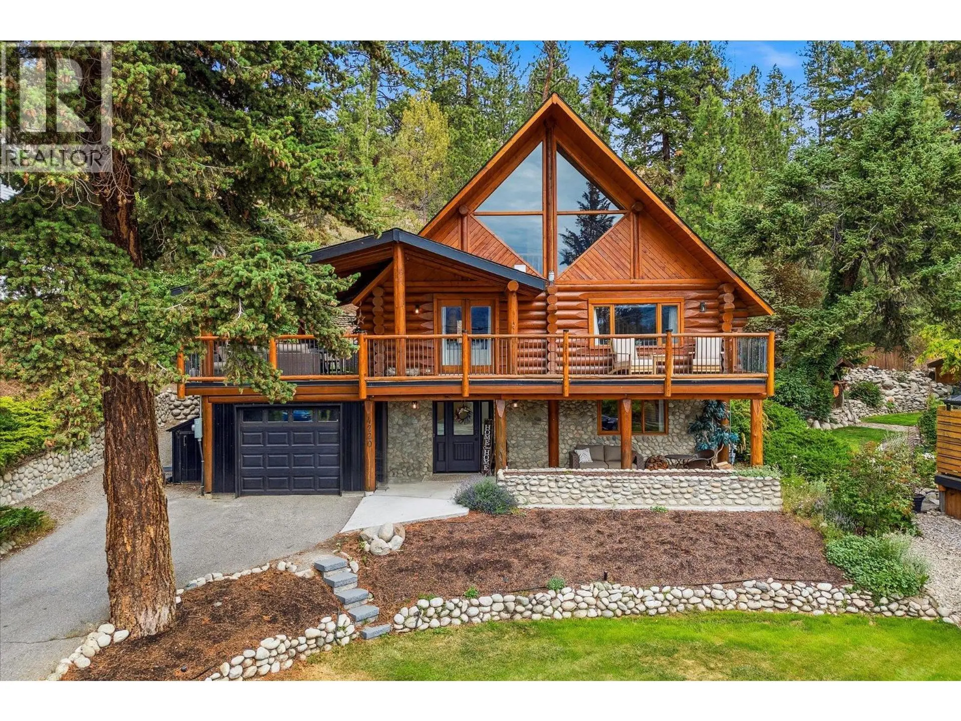 Property at 4220 6th Avenue, Peachland, BC