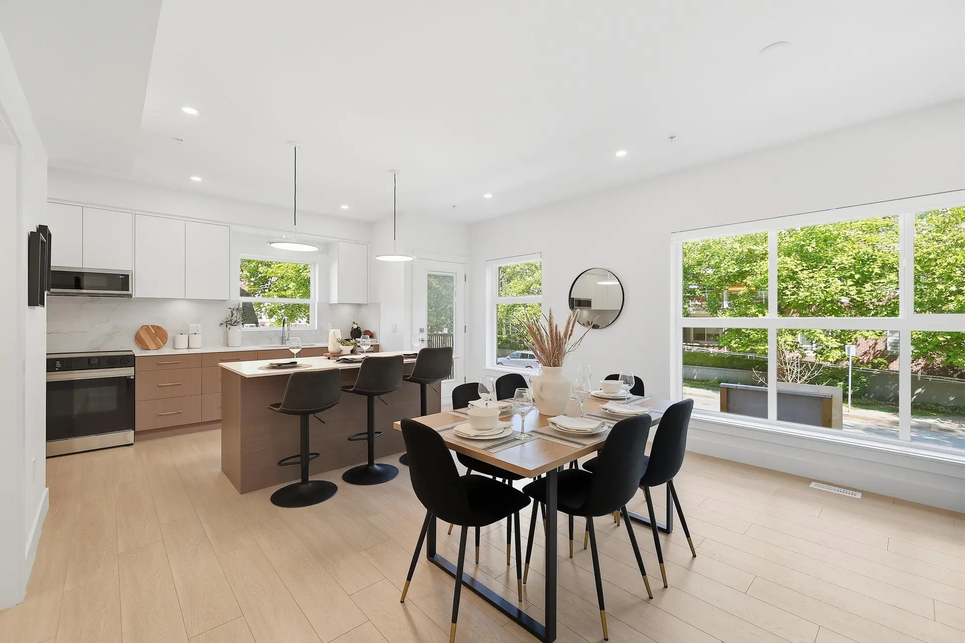 #601 2427 Mary Hill Road - Image 10