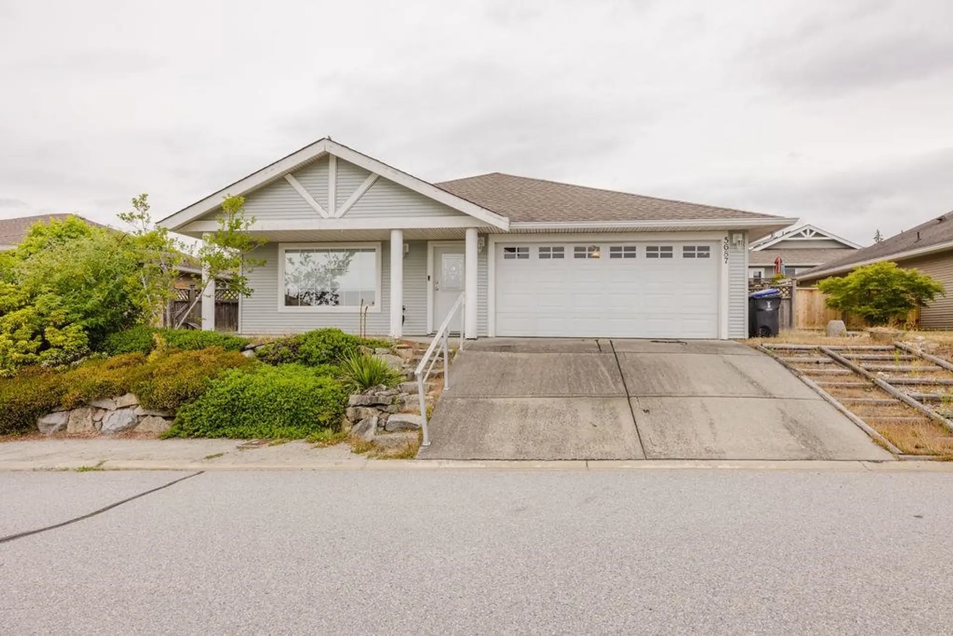 Property at 5687 Emily Way, Sechelt, BC