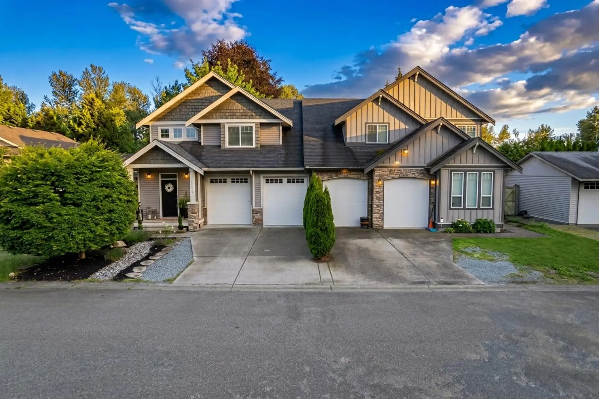 Property at 33592 2 Nd Avenue, Mission, BC