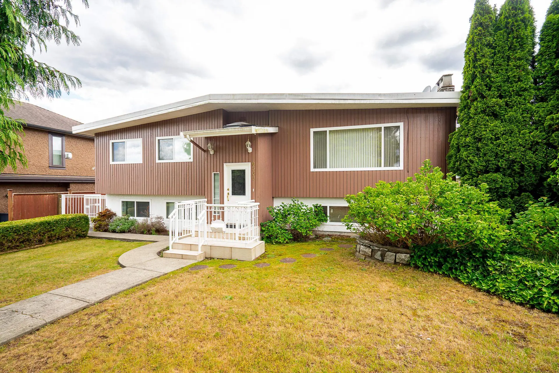 Property at 6565 Sumas Drive, Burnaby, BC