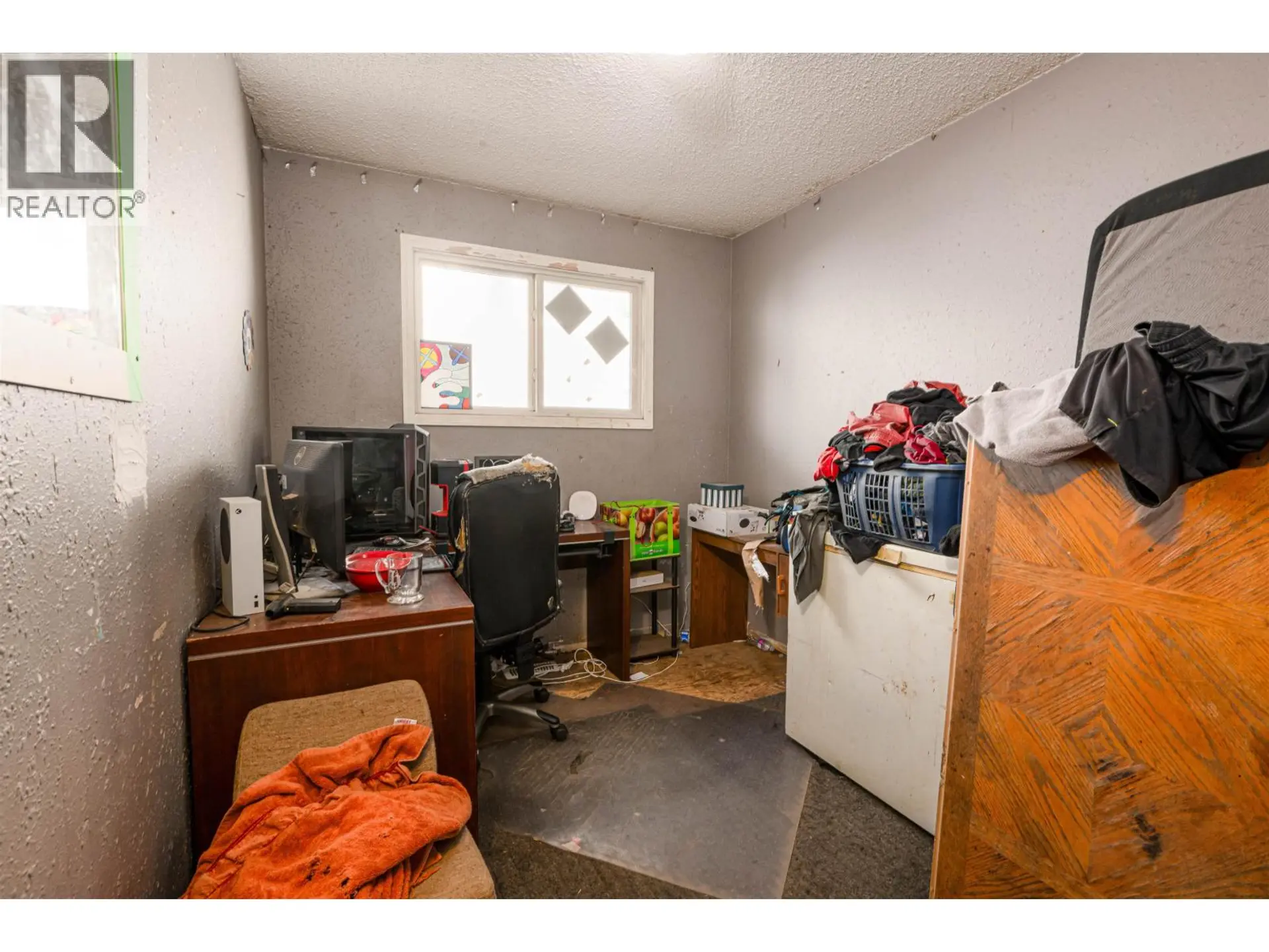 2336 VICTORIA STREET - Image 10