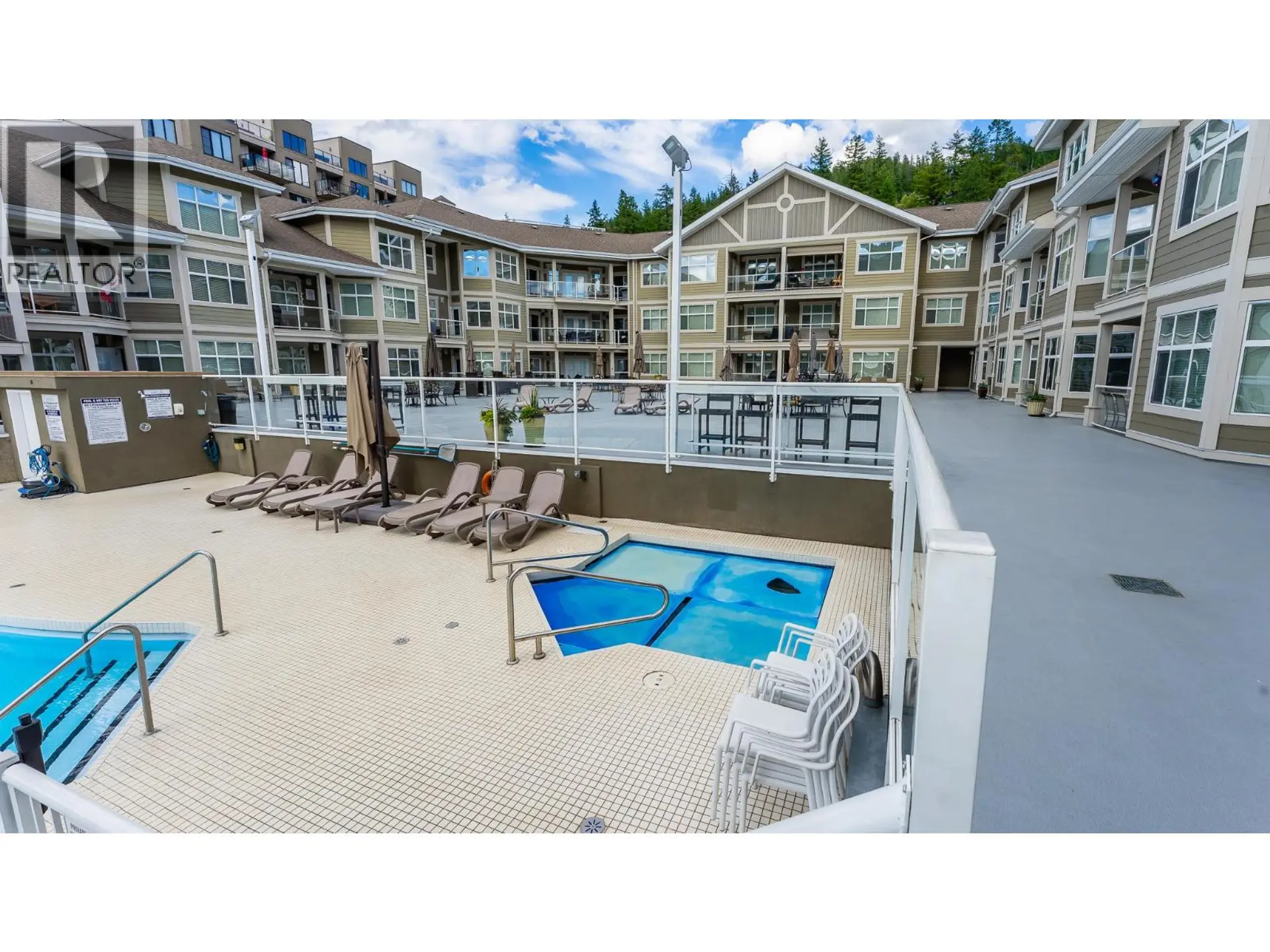 #100 & 108 302 Mara Lake Lane - Image 12
