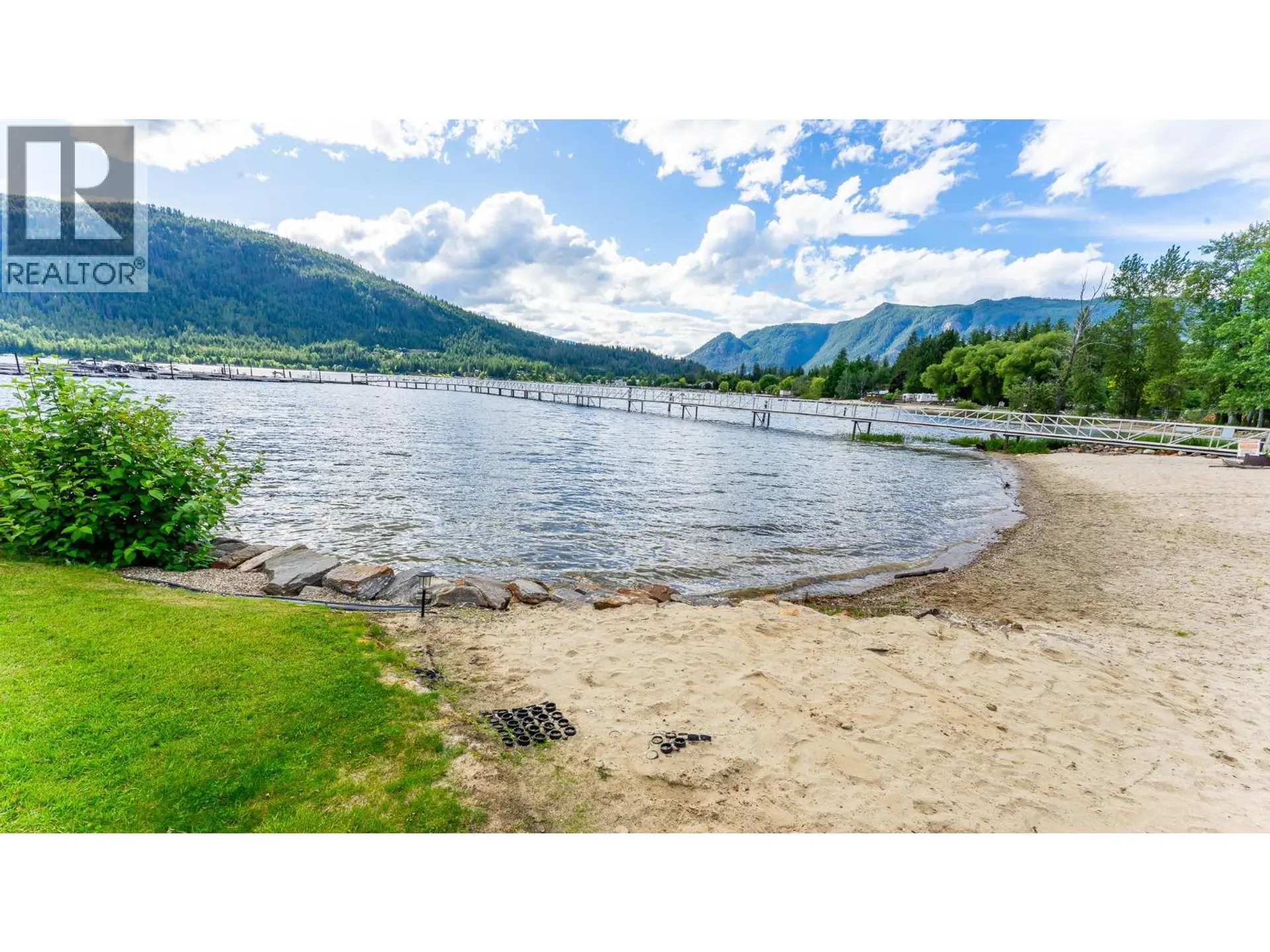 #100 & 108 302 Mara Lake Lane - Image 14