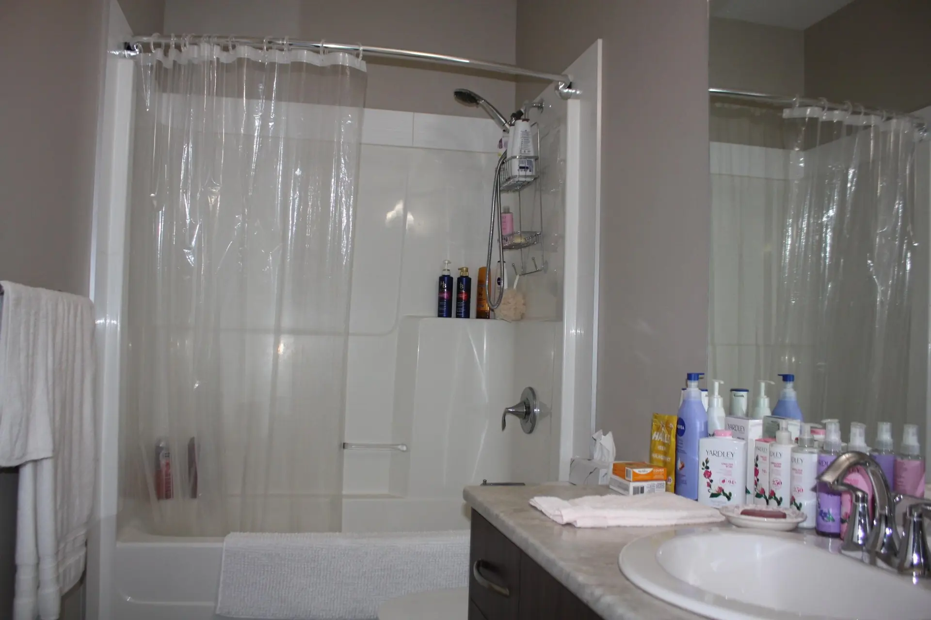 9239 McNaught Road - Image 6