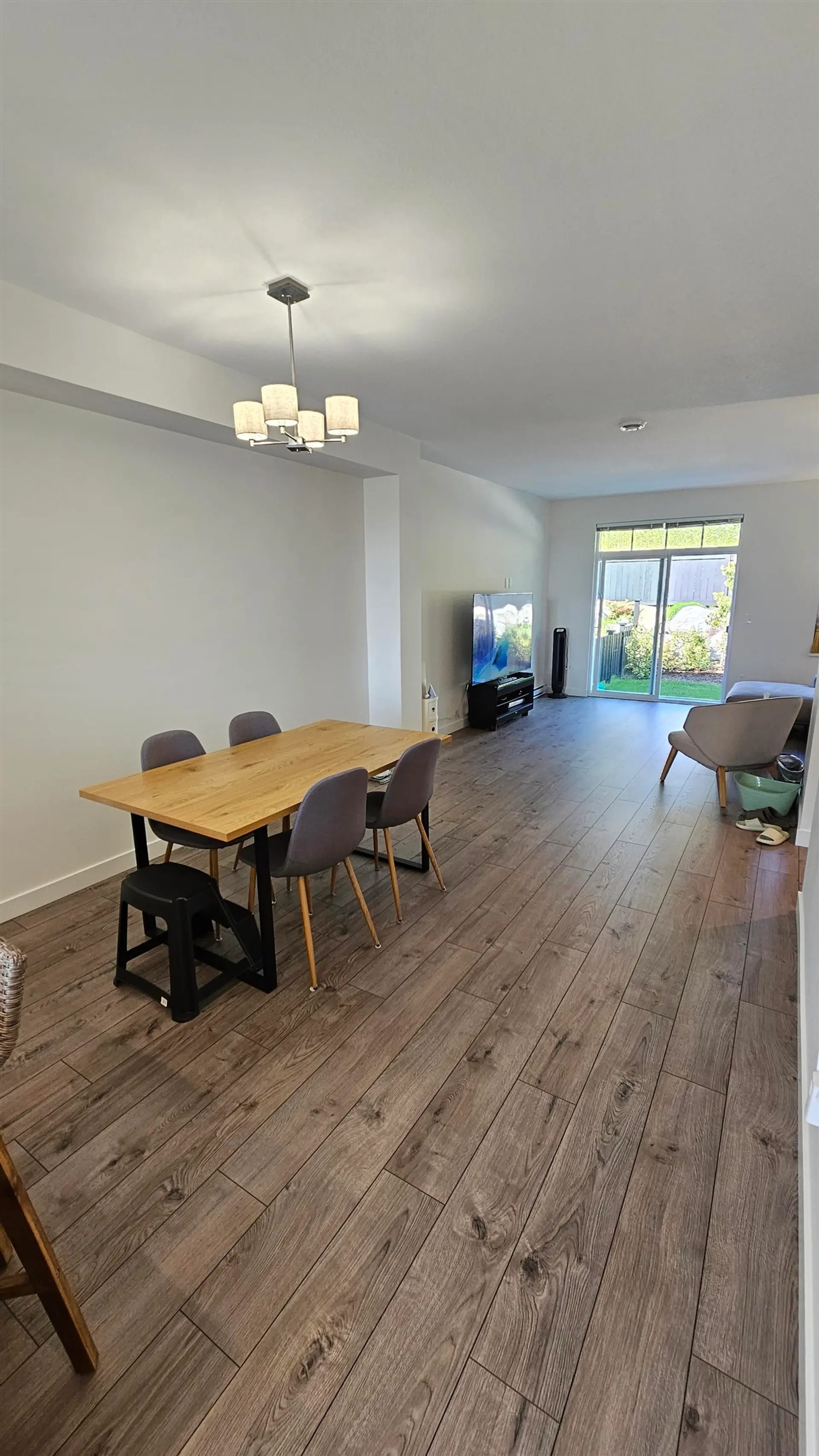 #131 3565 Baycrest Avenue - Image 8