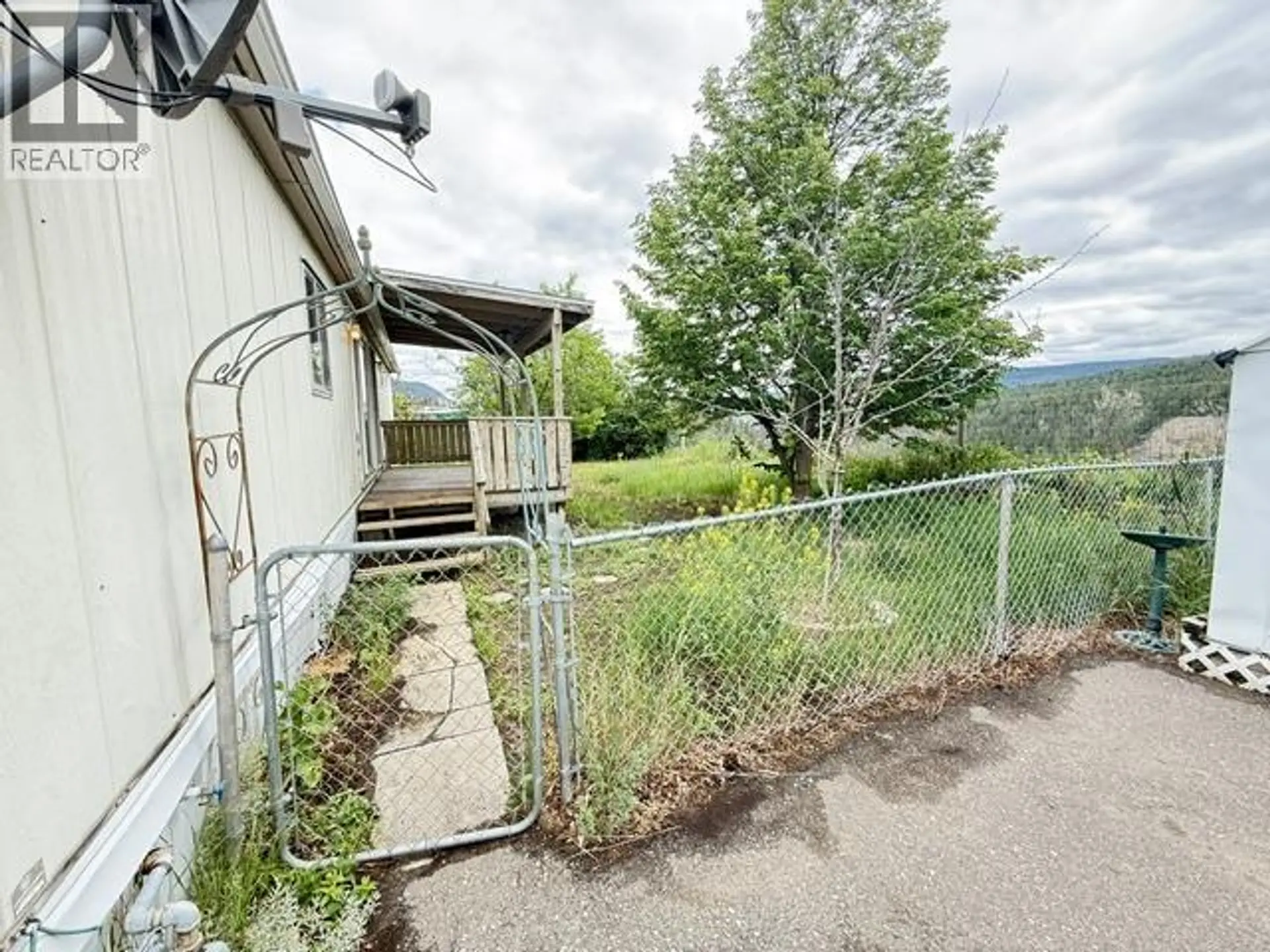 #102 3001 N MACKENZIE AVENUE - Image 18