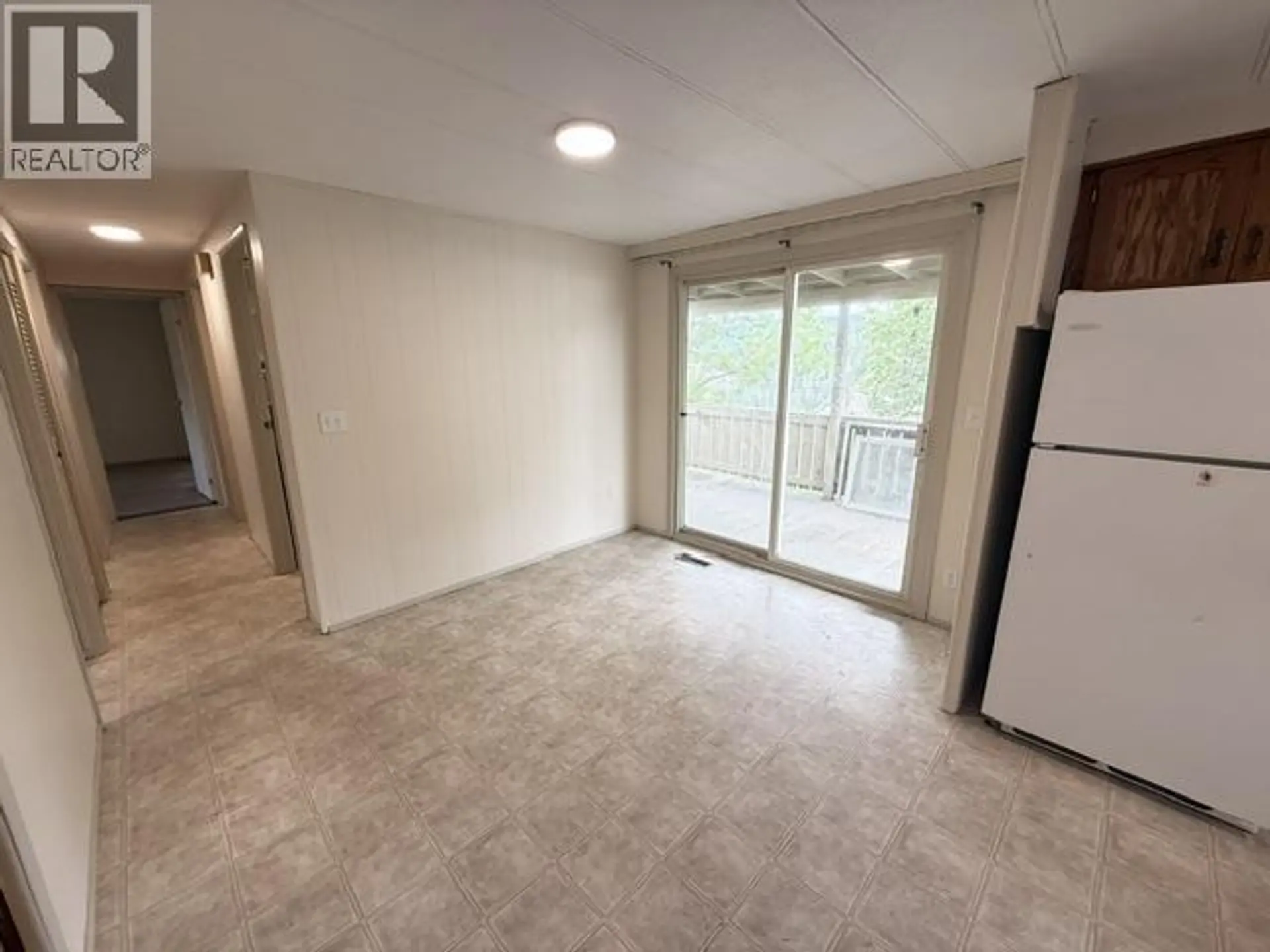 #102 3001 N MACKENZIE AVENUE - Image 5