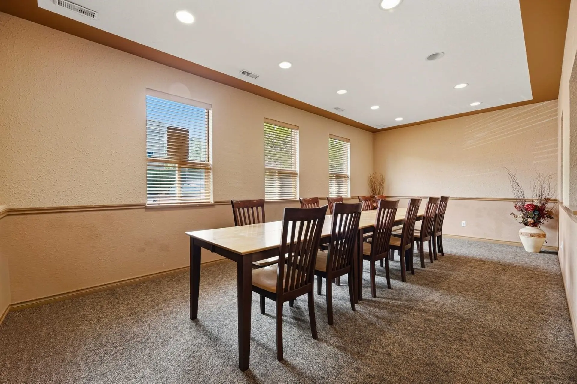 #7 5900 Muir Drive - Image 3
