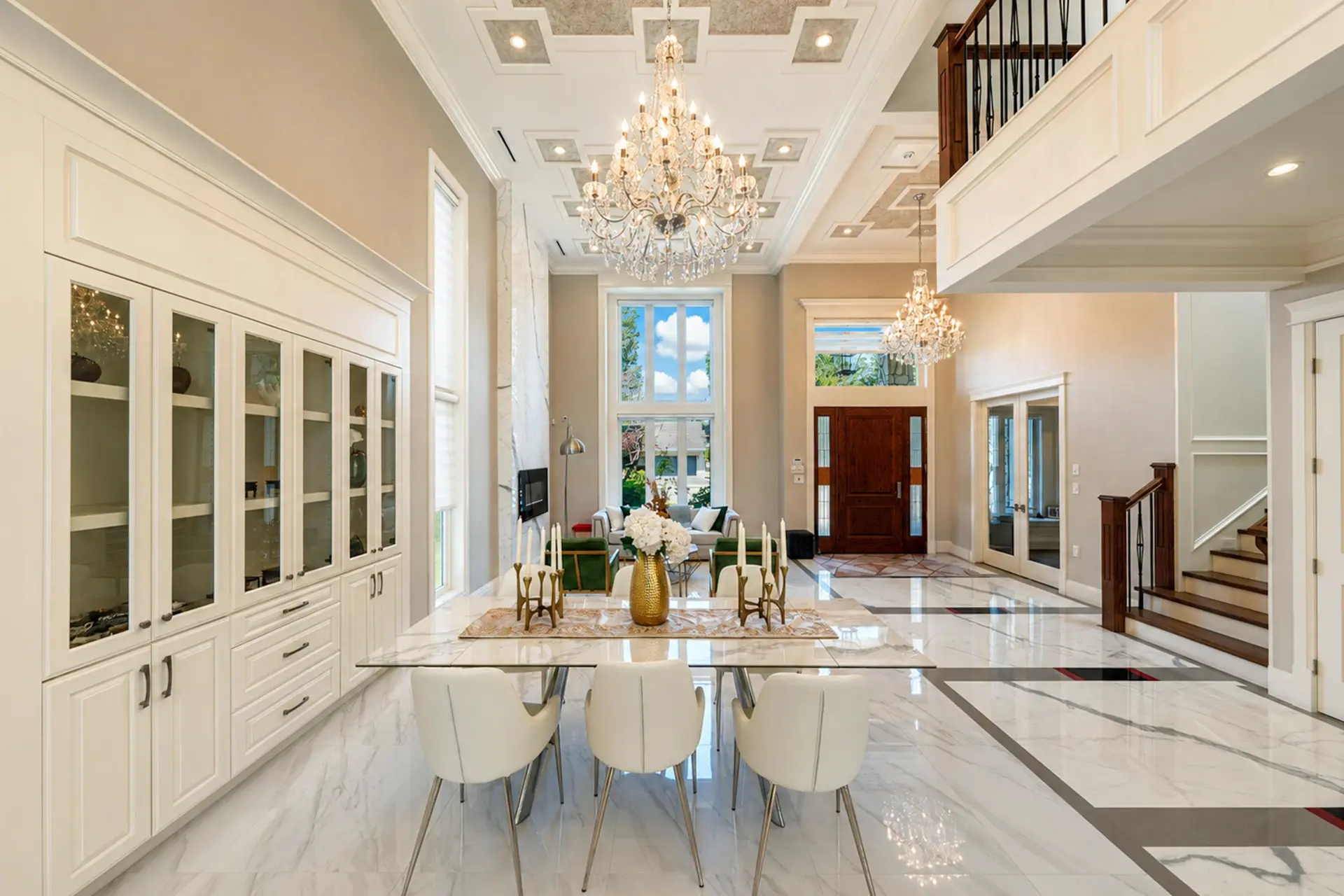 7380 Lismer Avenue - Image 3
