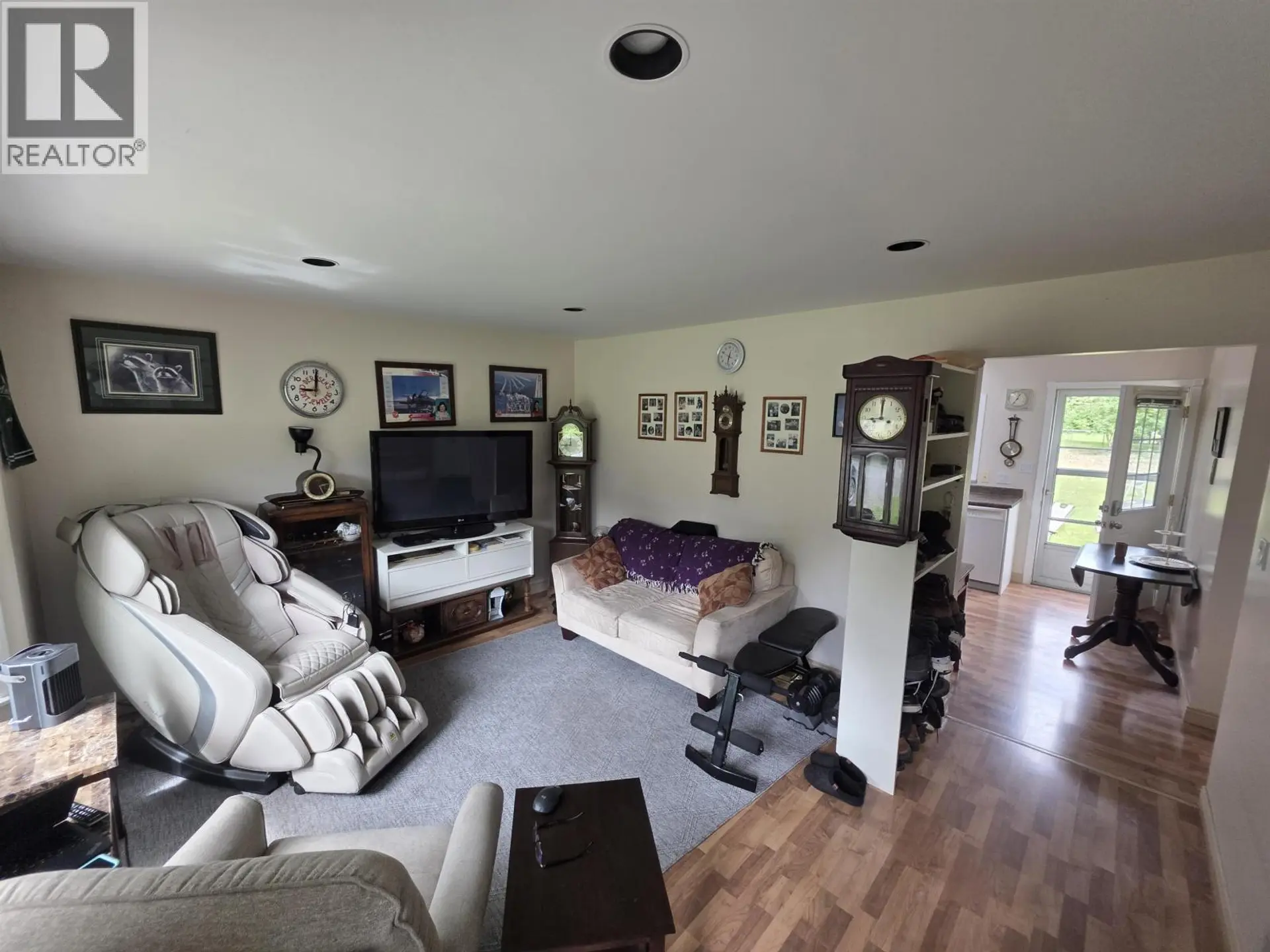 4932 GRAHAM AVENUE - Image 8