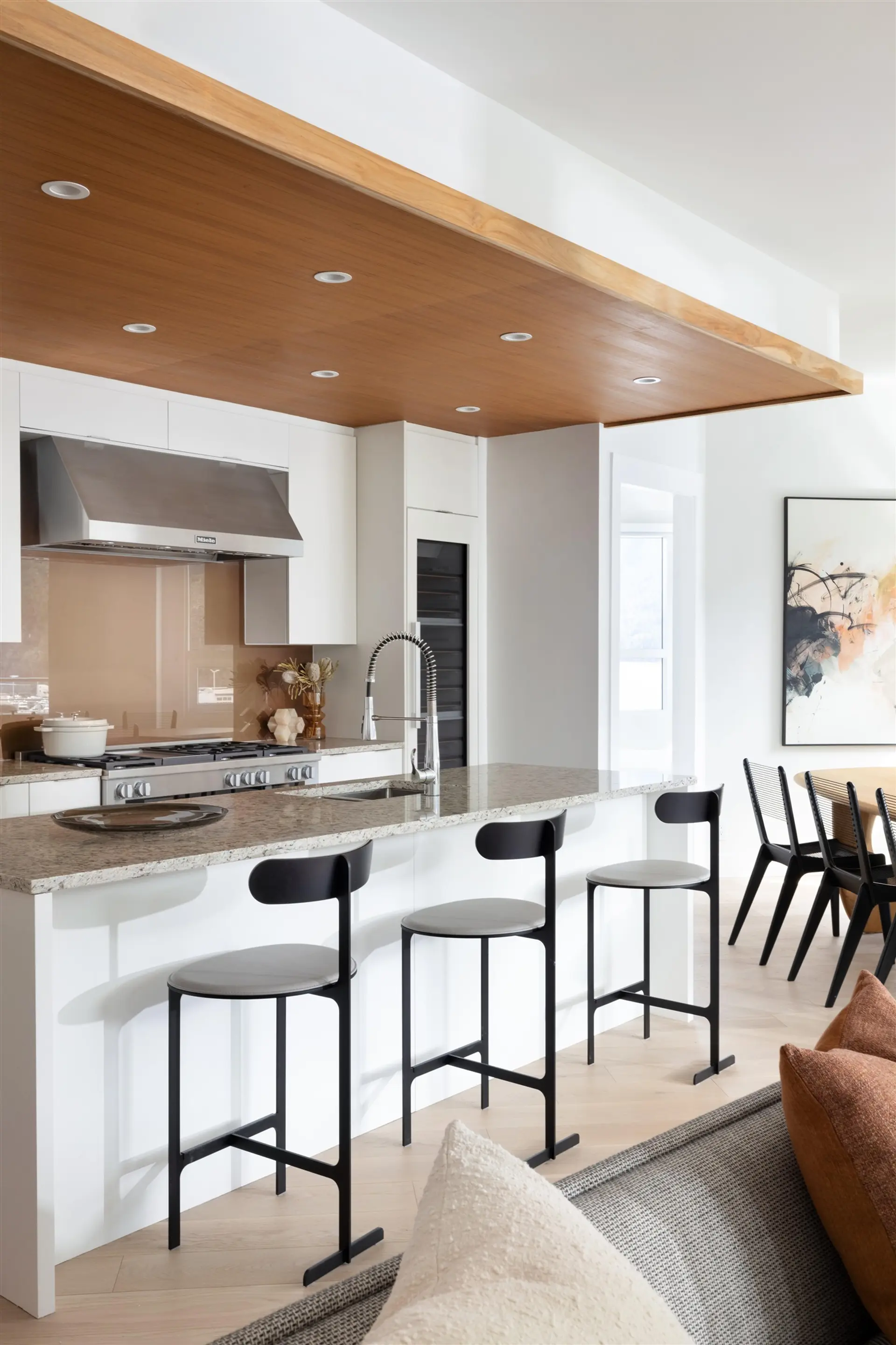#302 6707 Nelson Avenue - Image 3