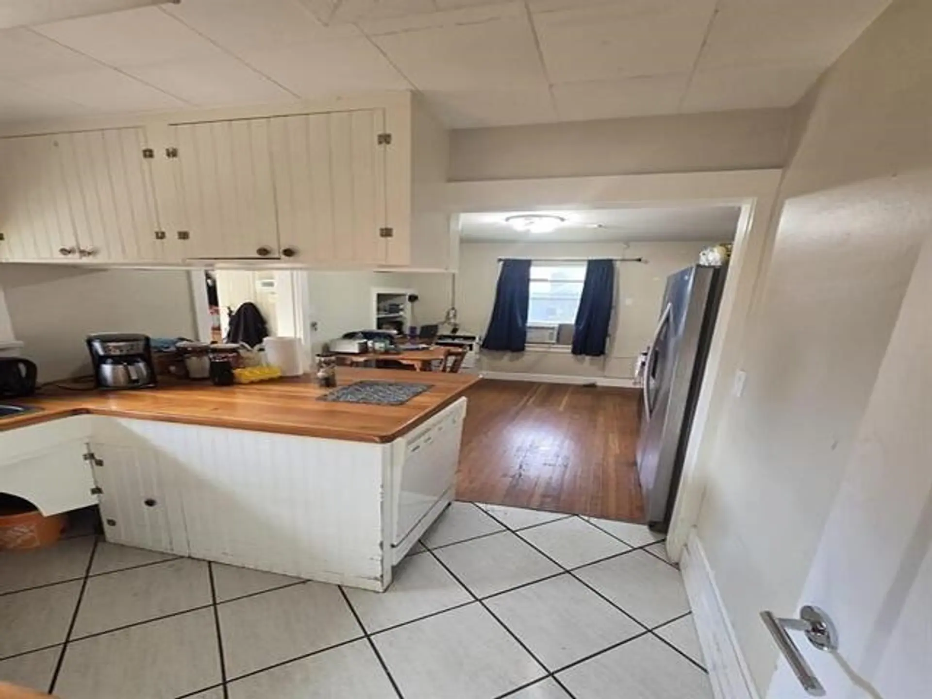 9445 Nowell Street - Image 4