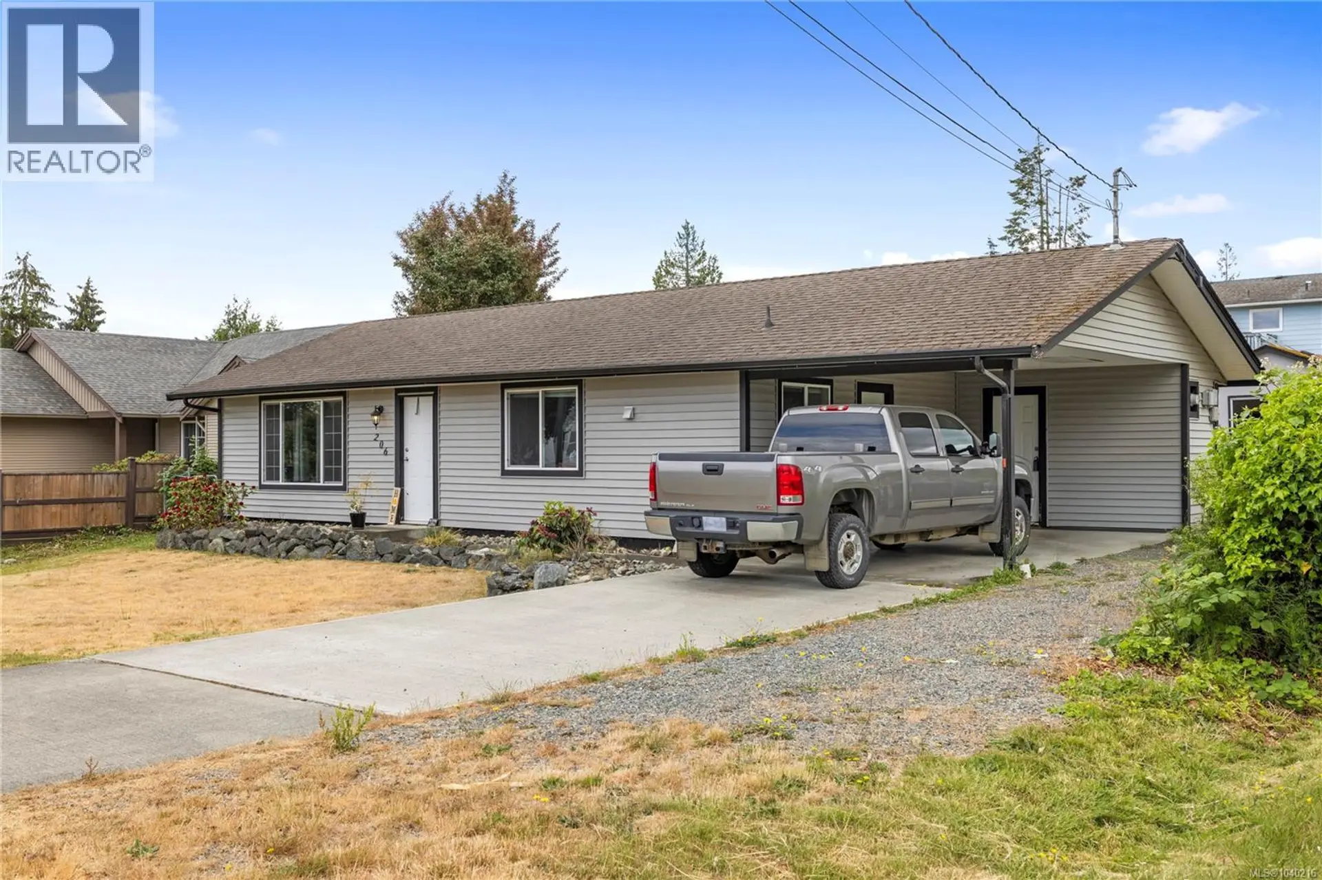 Property at 206 Stanford Ave, Parksville, BC