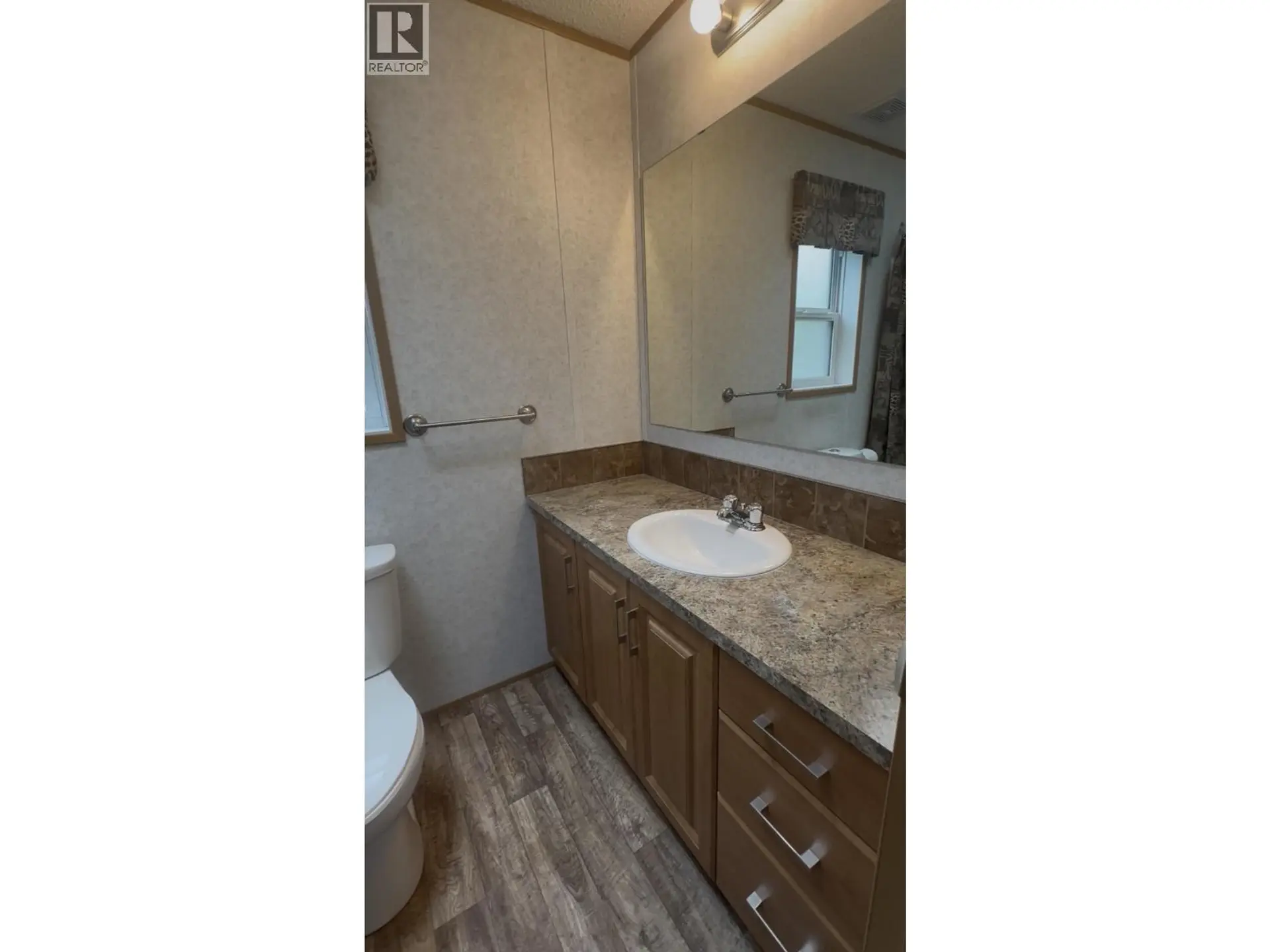 #37 1700 S BROADWAY AVENUE - Image 12