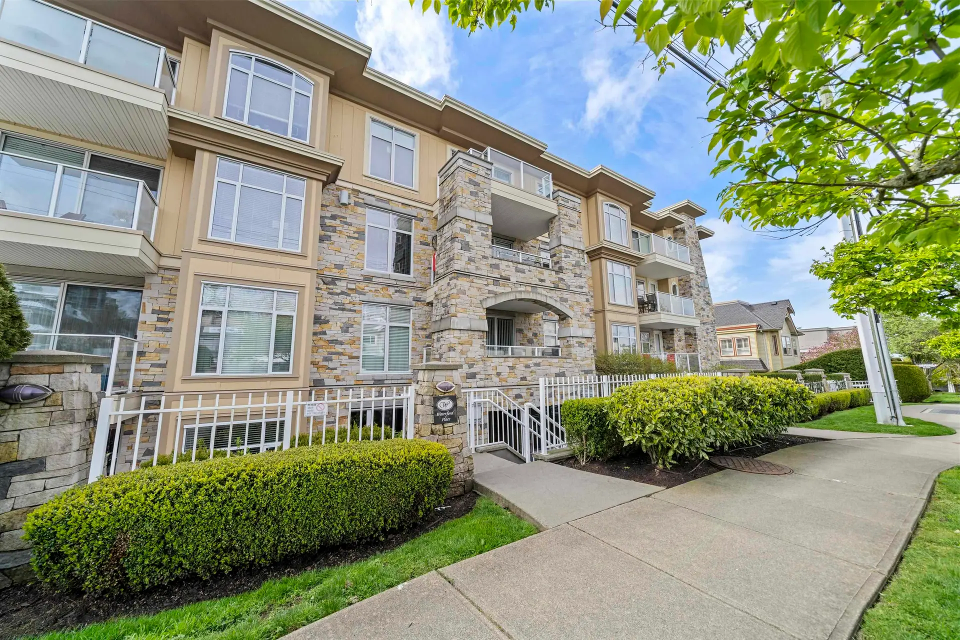 Property at #102 15164 Prospect Avenue, White Rock, BC