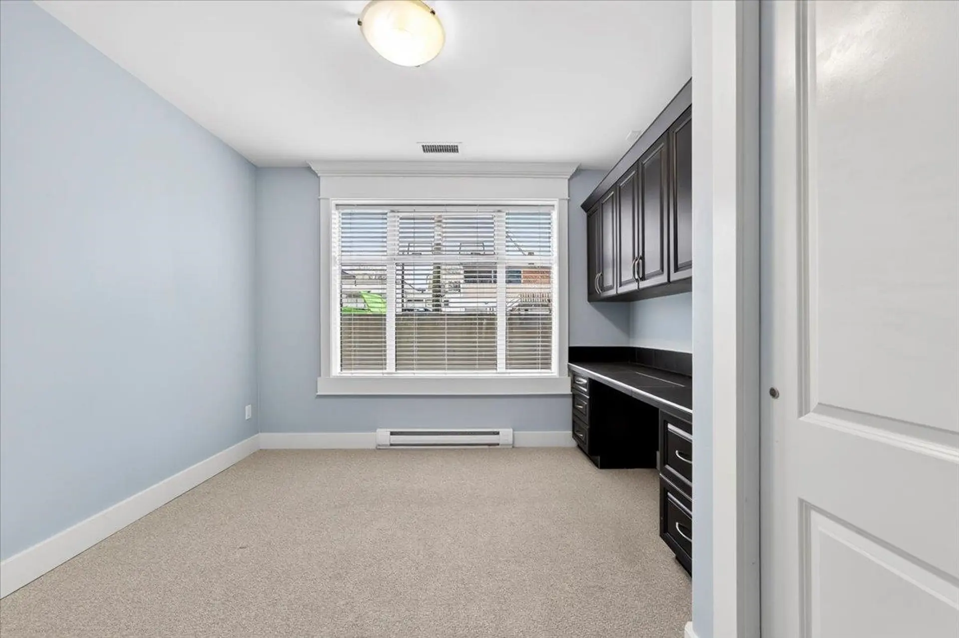 #102 15164 Prospect Avenue - Image 10