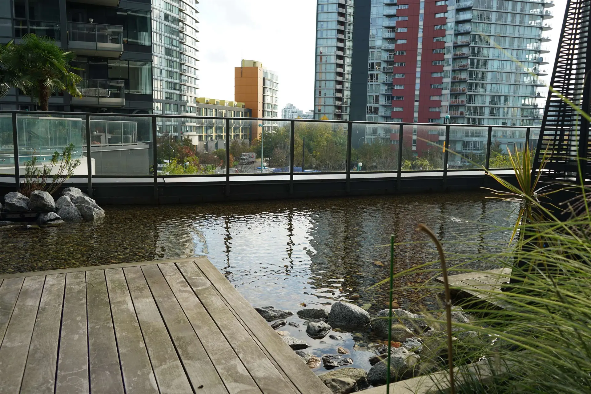 #306 68 Smithe Street - Image 2