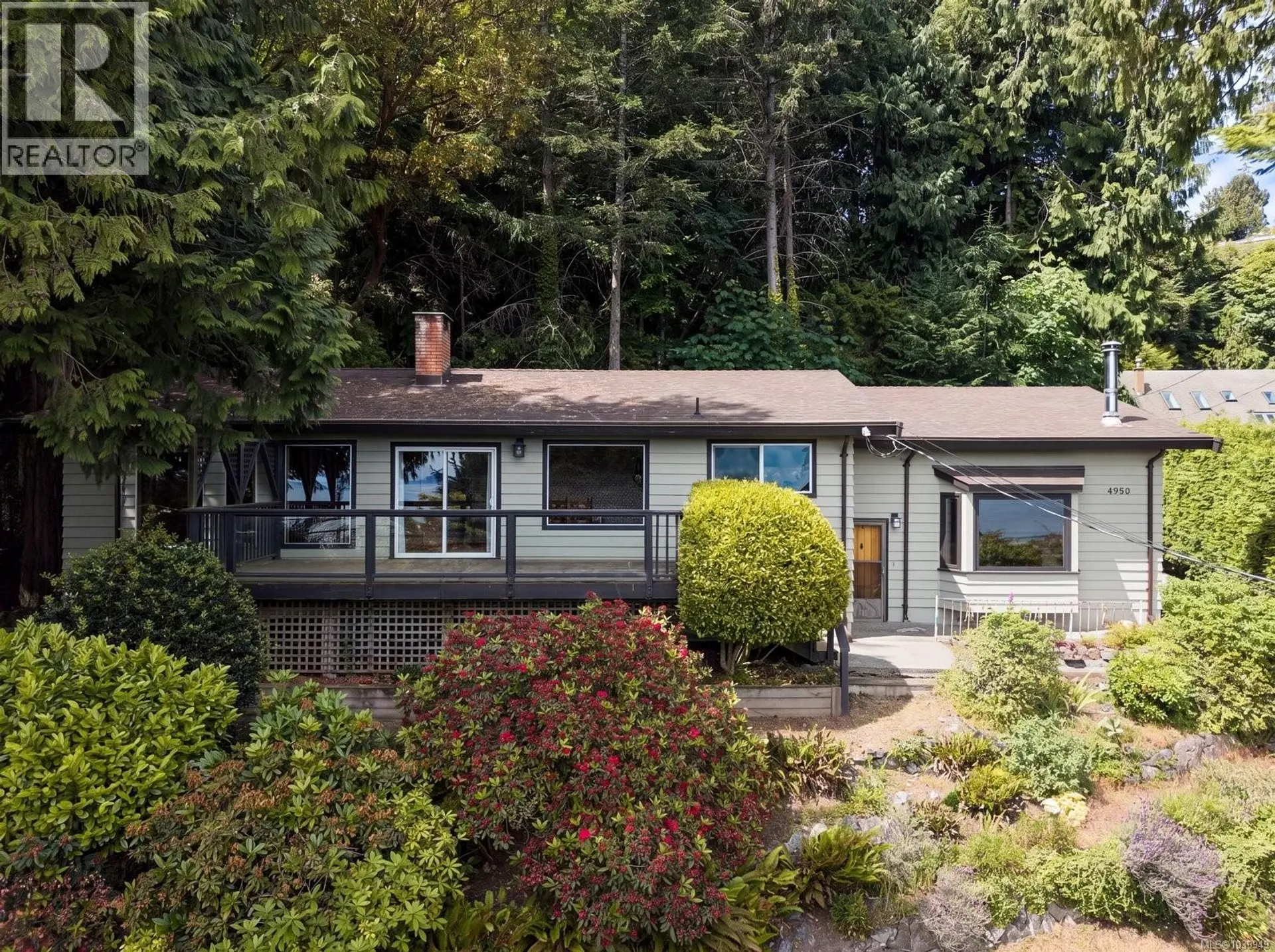 Property at 4950 Lochside Dr, Saanich, BC