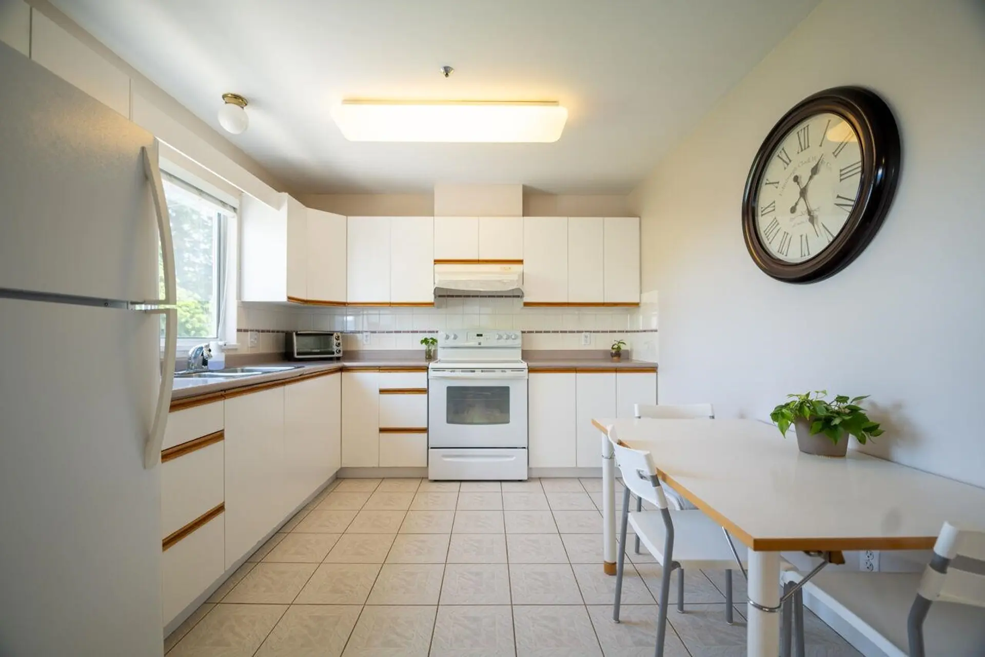 4568 Hoy Street - Image 12