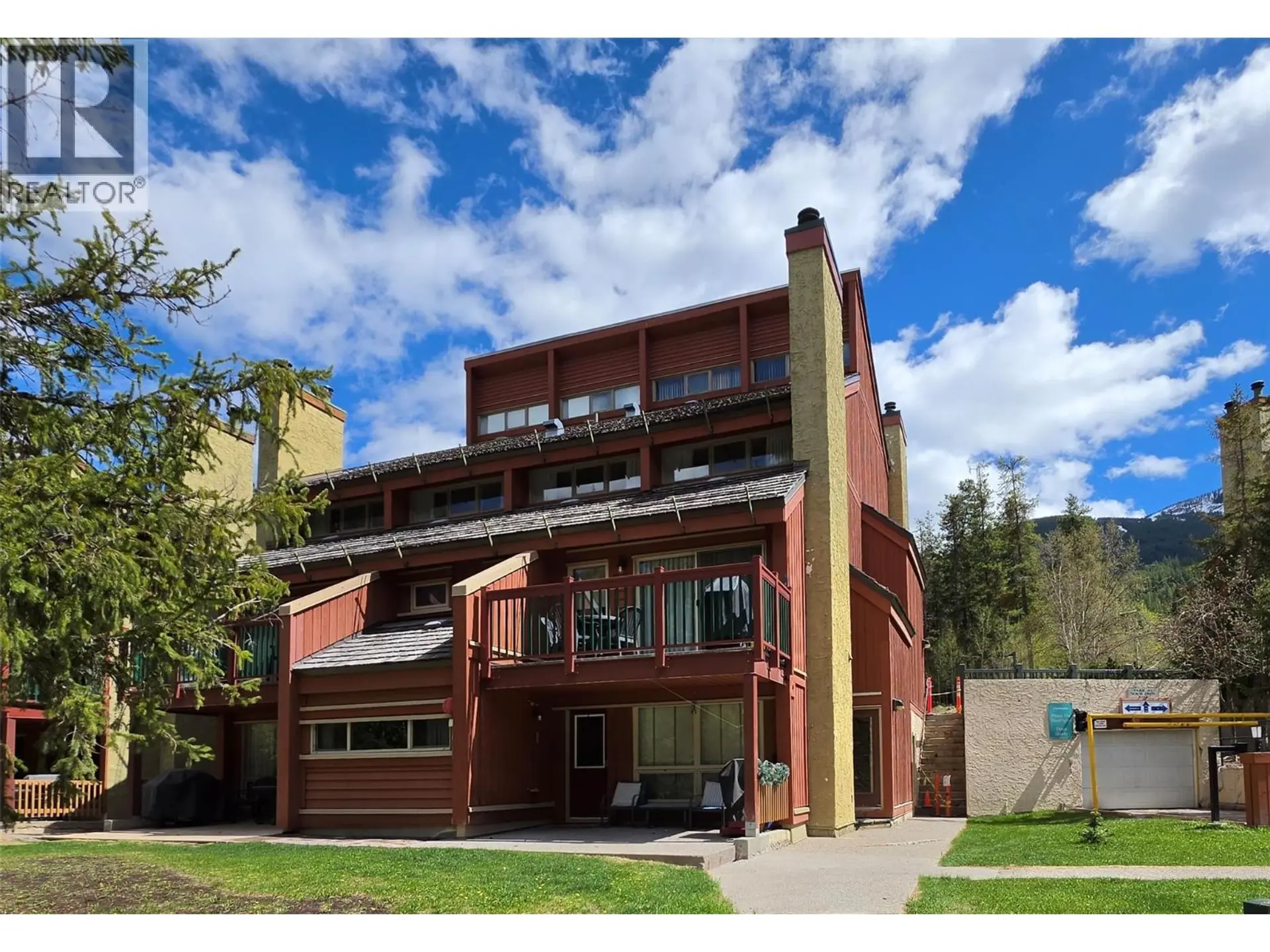 Property at #624 2030 PANORAMA Drive, Panorama, BC