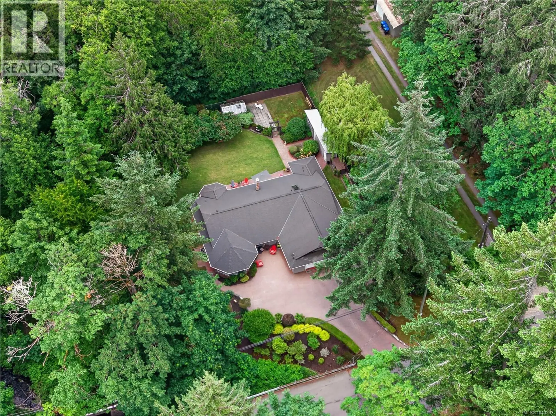 Property at 408 Powerhouse Rd, Courtenay, BC