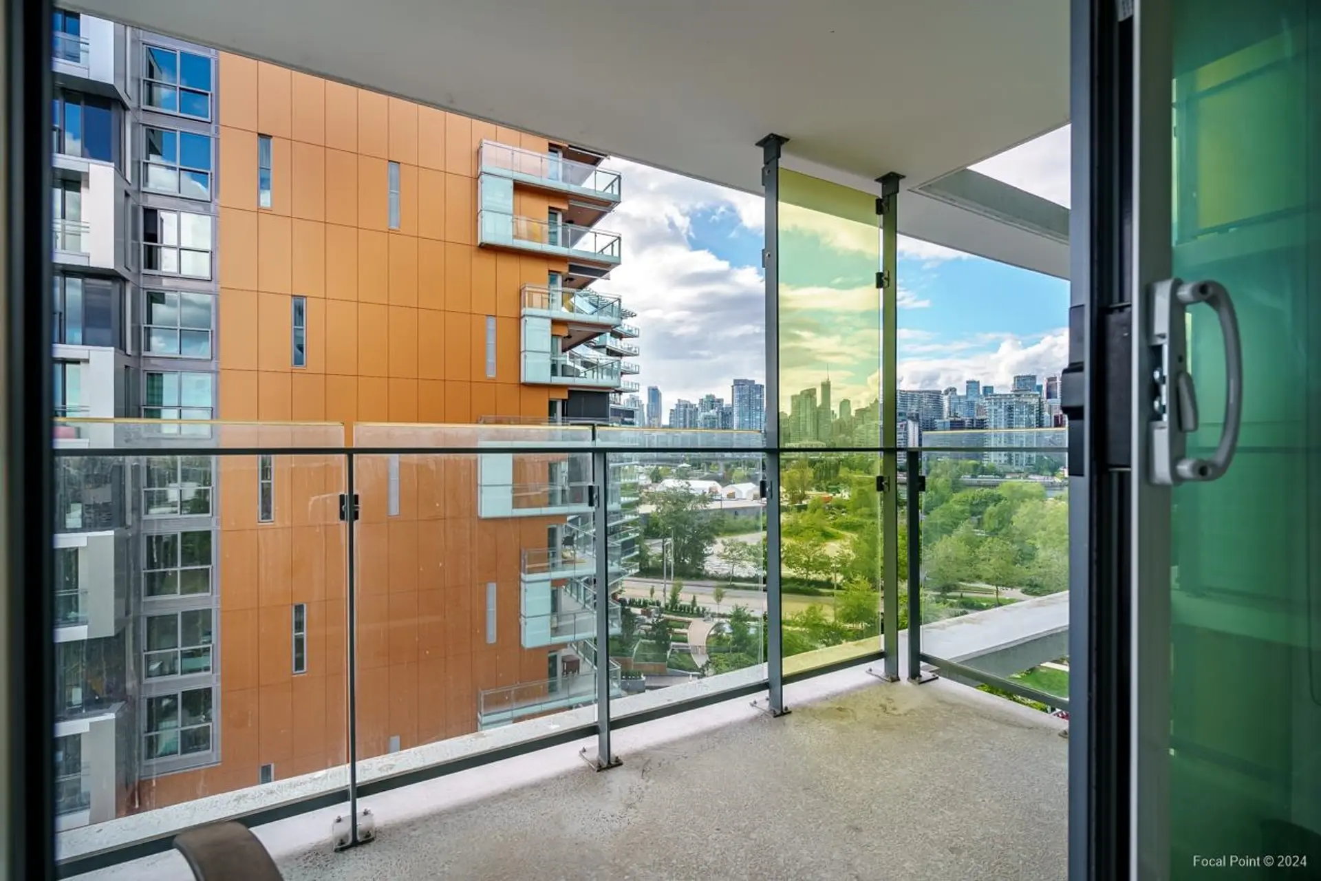 #1008 1788 Columbia Street - Image 3