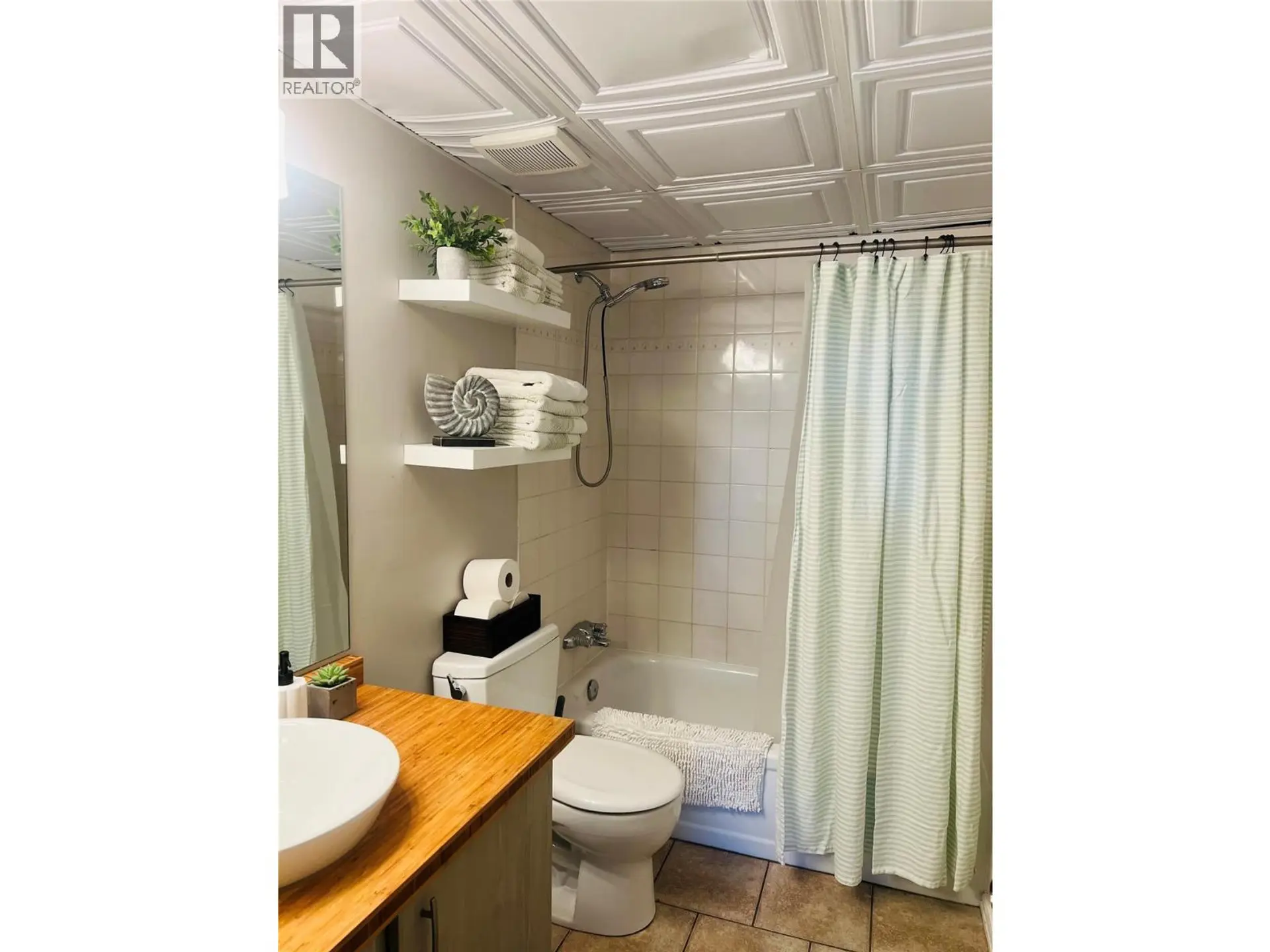 #301 922 Dynes Avenue - Image 12