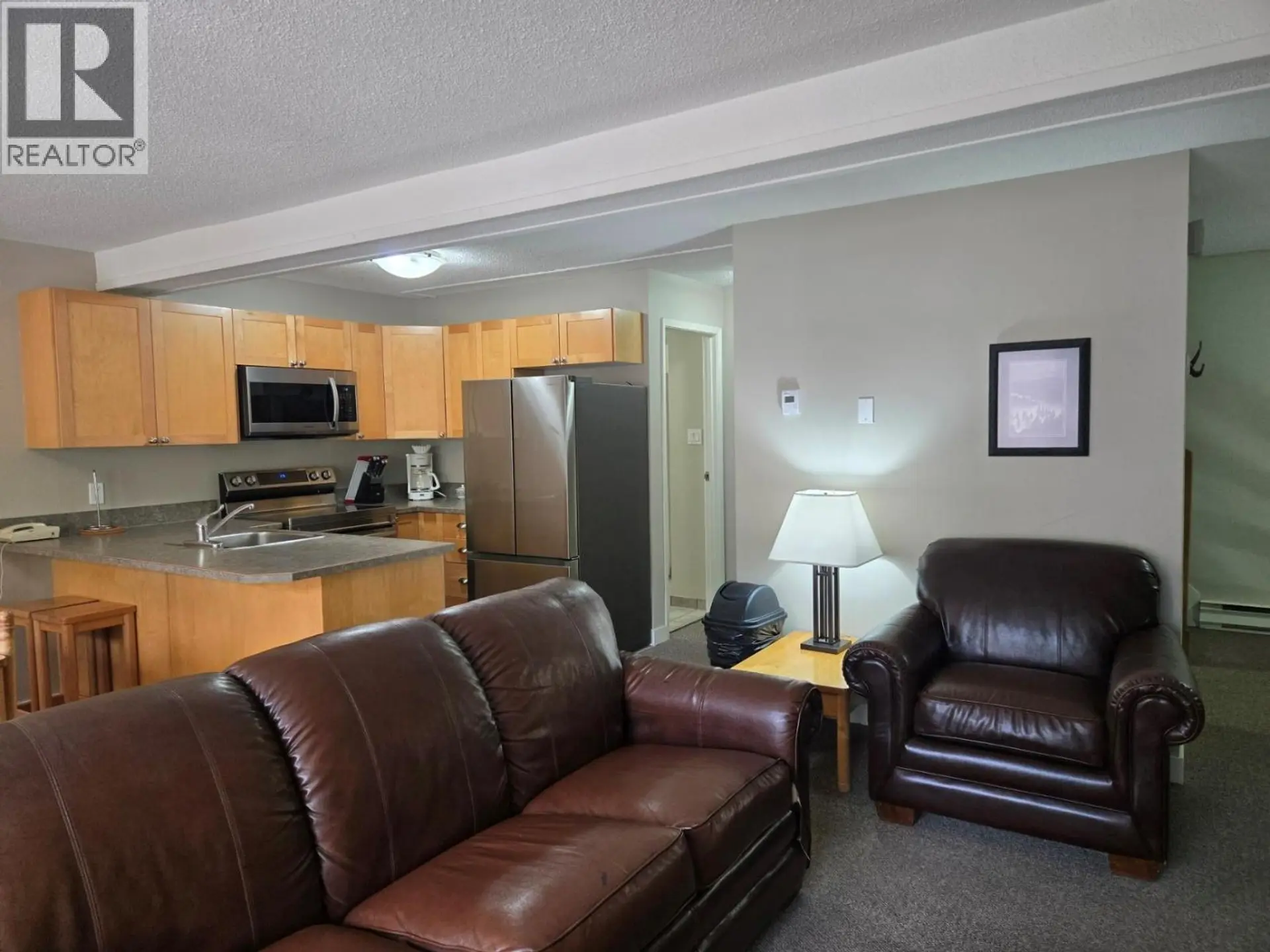 #908 2030 Panorama Drive - Image 9