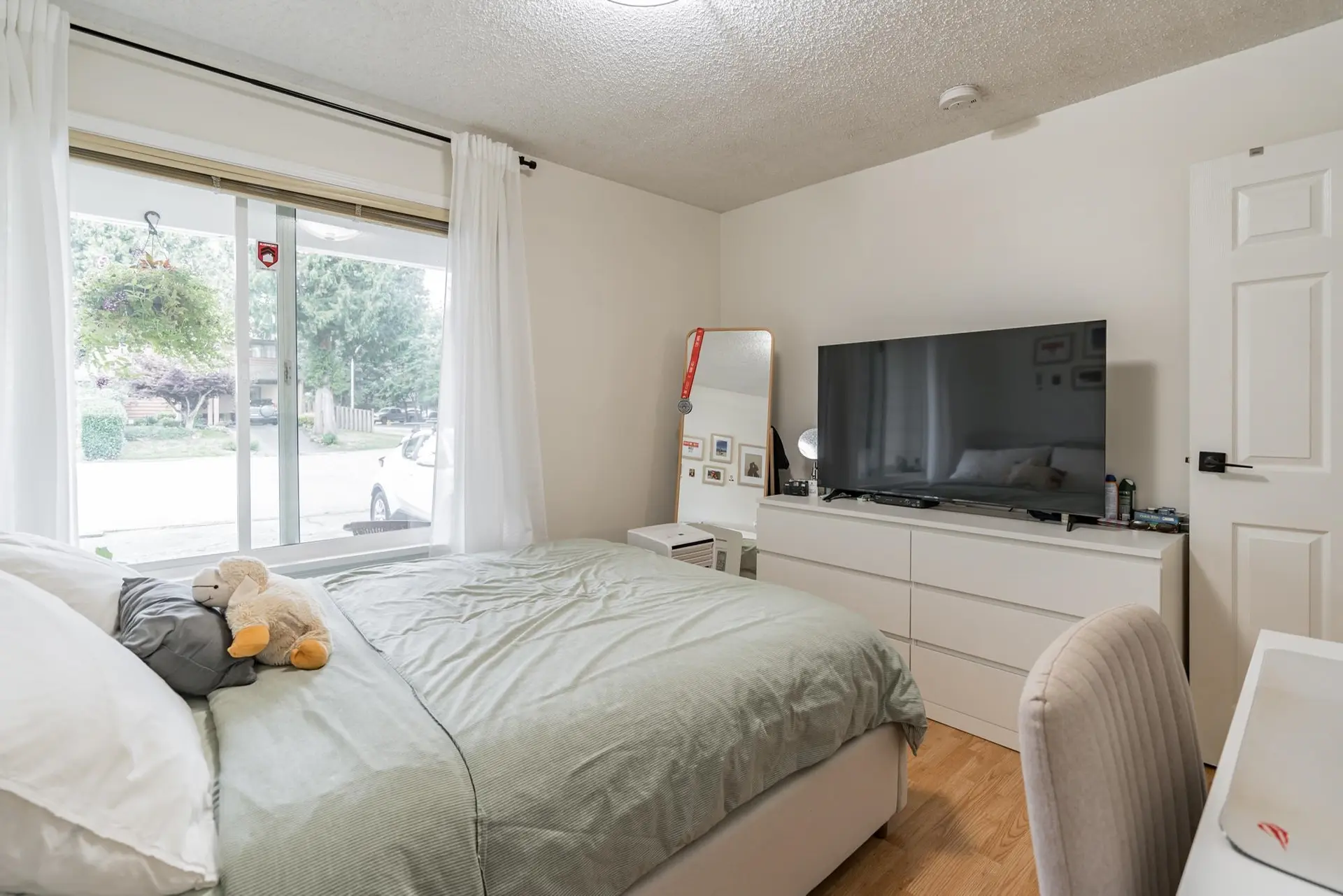 7063 129a Street - Image 5