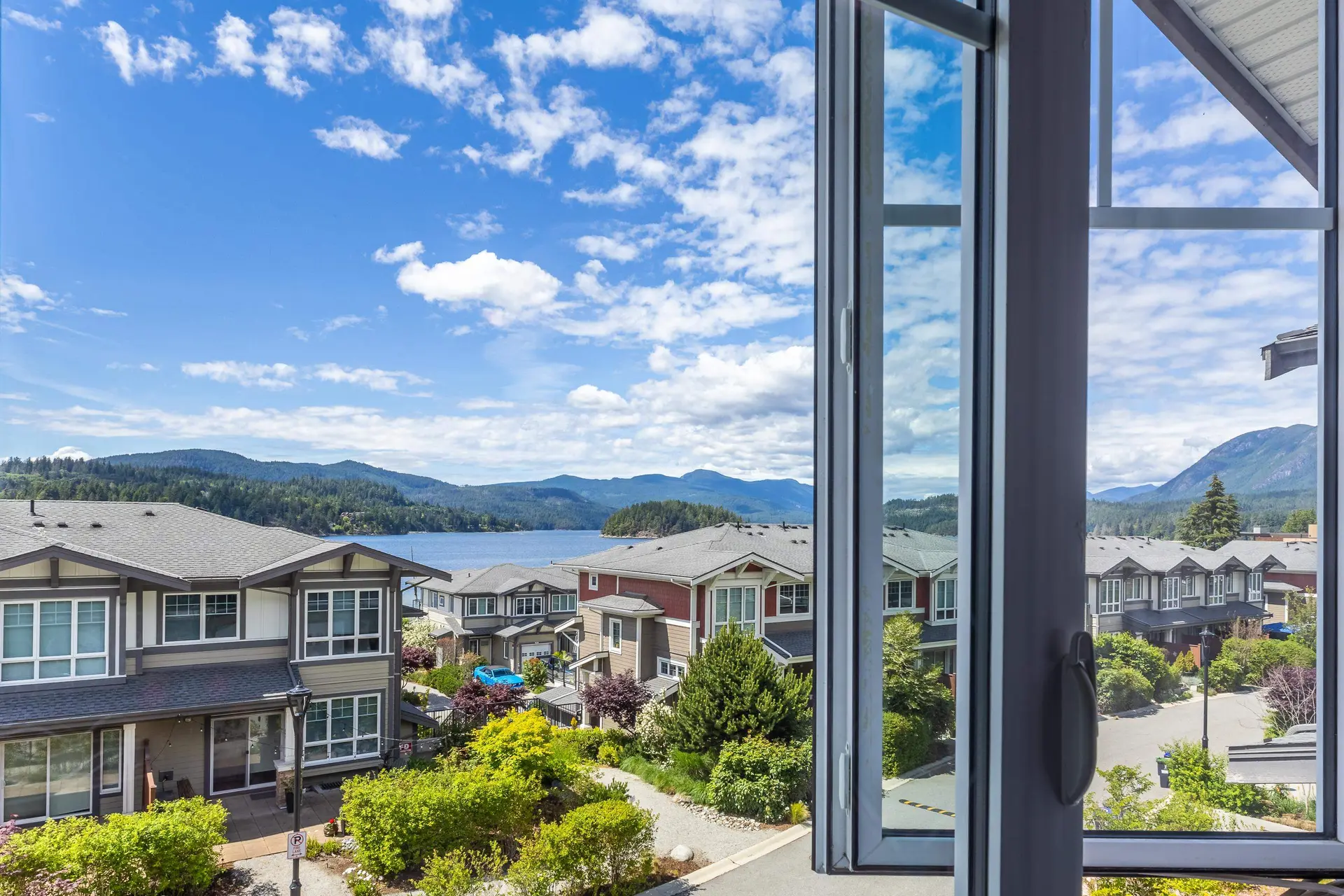 Property at 5946 Oldmill Lane, Sechelt, BC