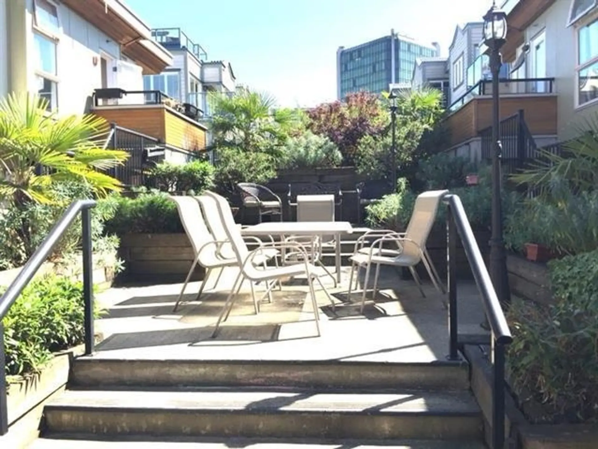 #35 638 W 6th Avenue - Image 3